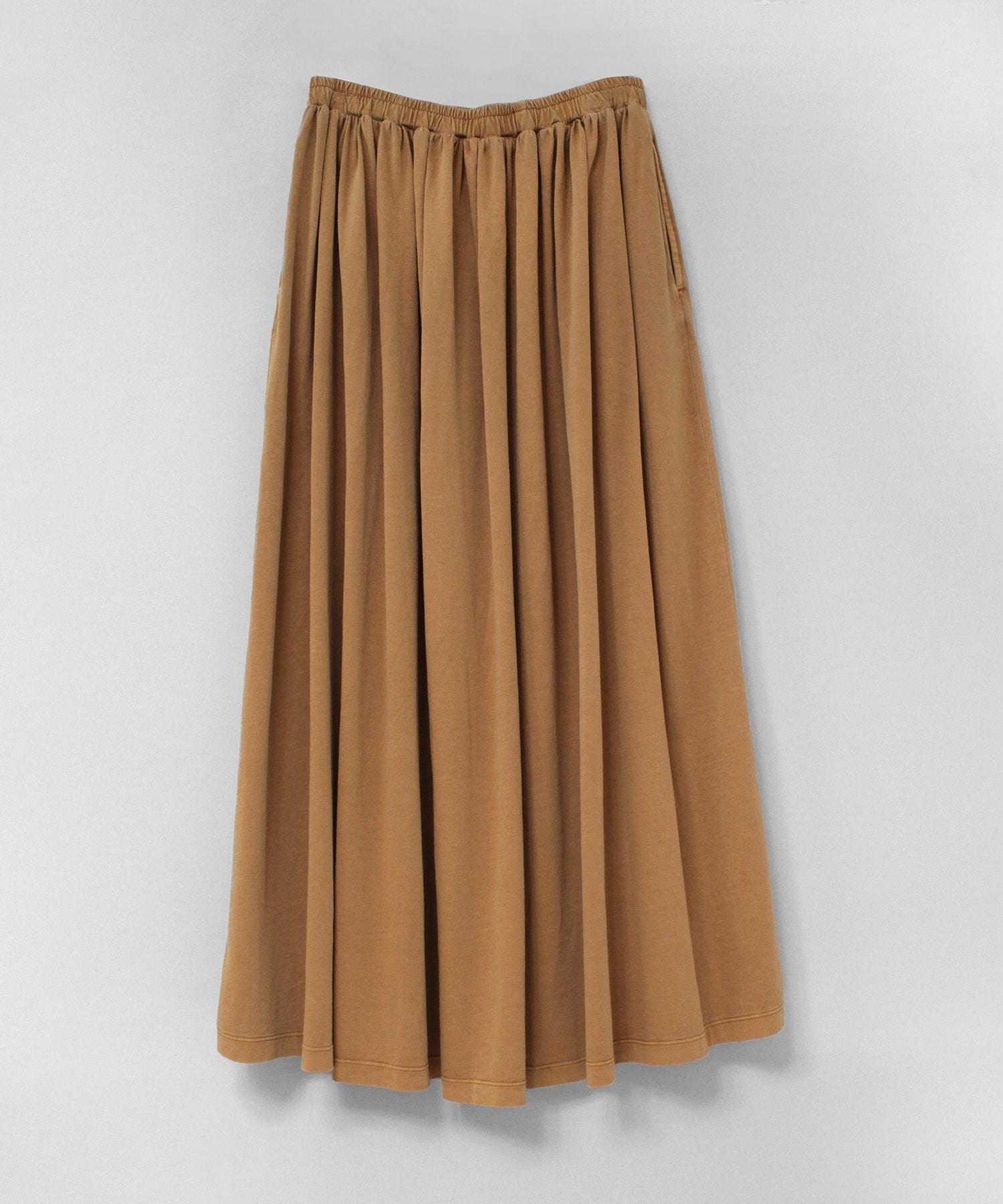 オレンジベージュ