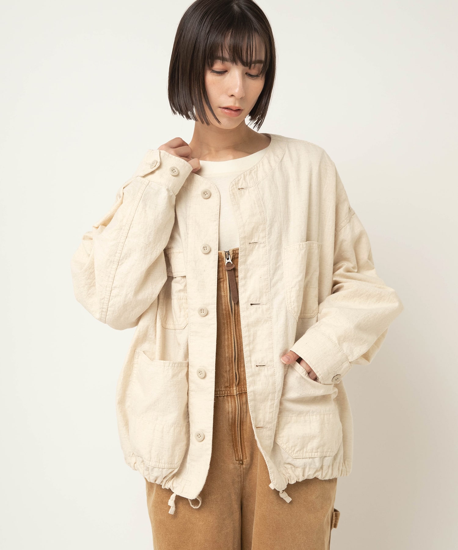 2月下旬納期】J2179 ノーカラーワークジャケット(F ブラック