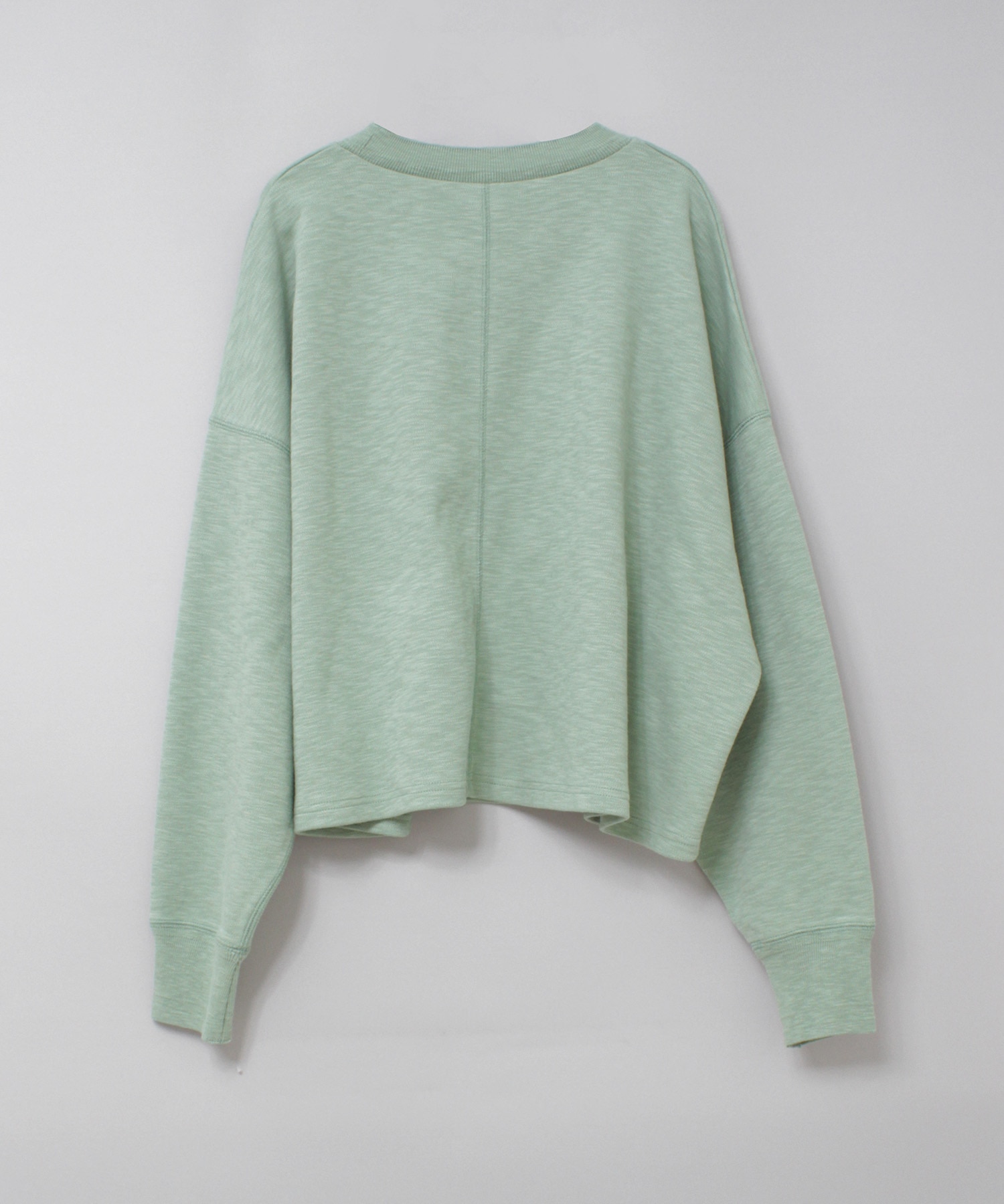 ミントグリーン