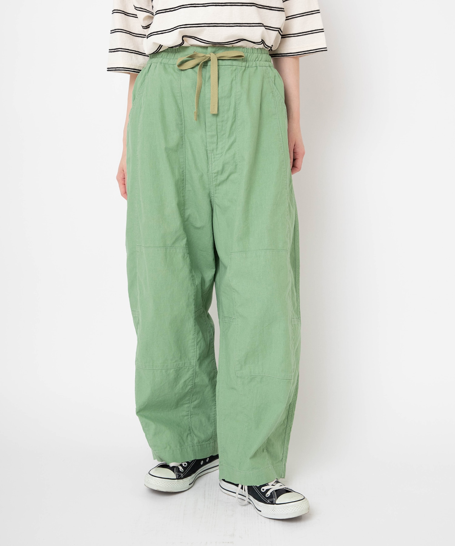 サラダグリーン