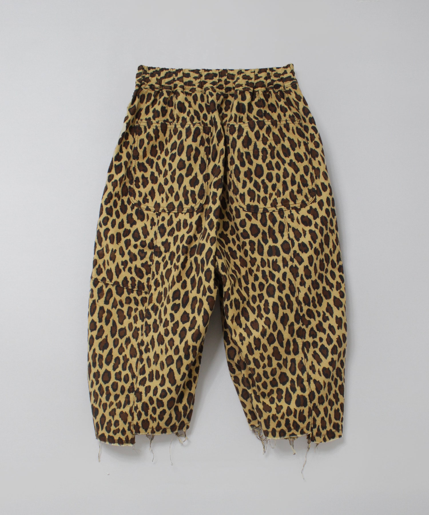 ヒョウ柄プリント