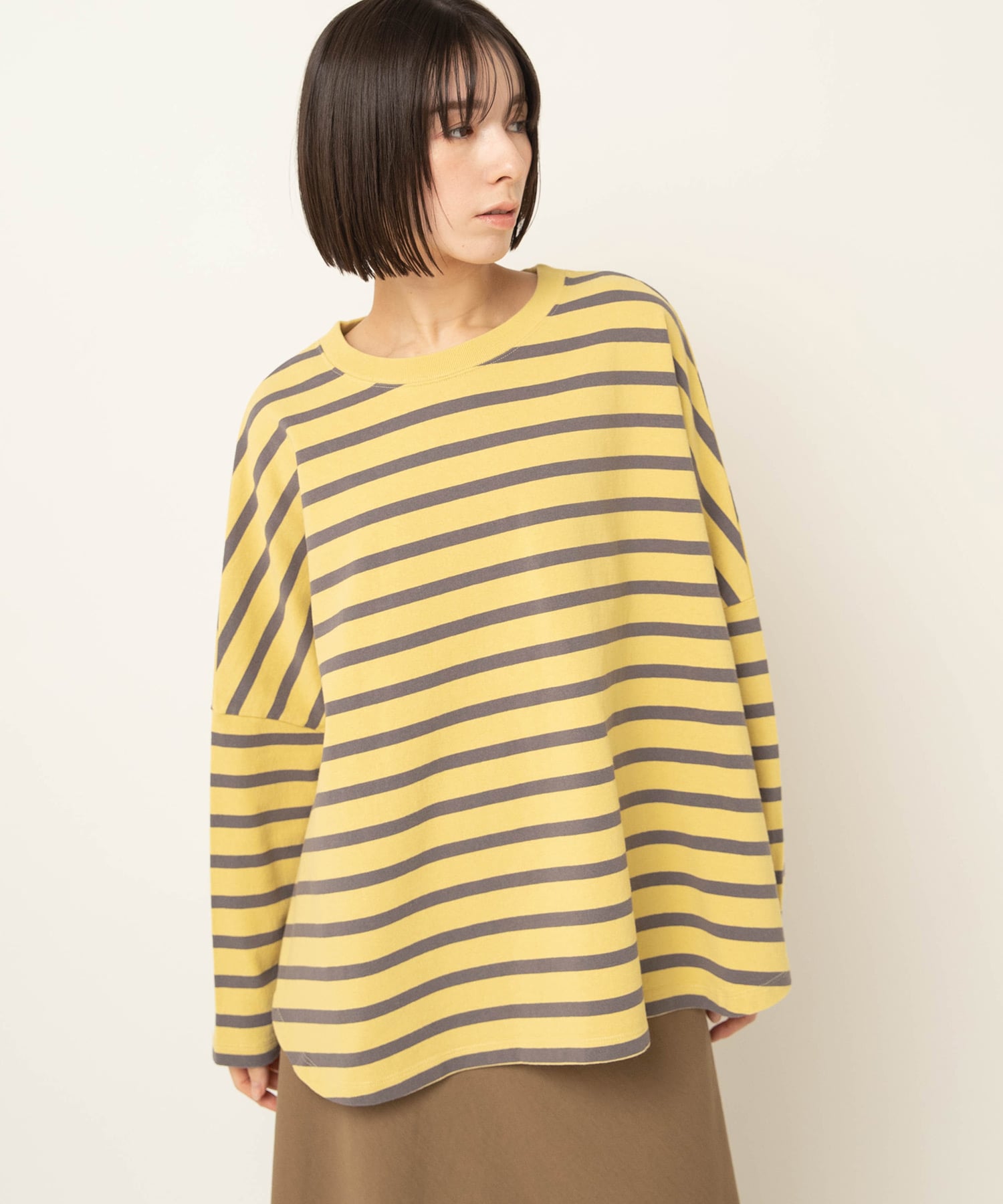 ヨーク/チャコールグレー