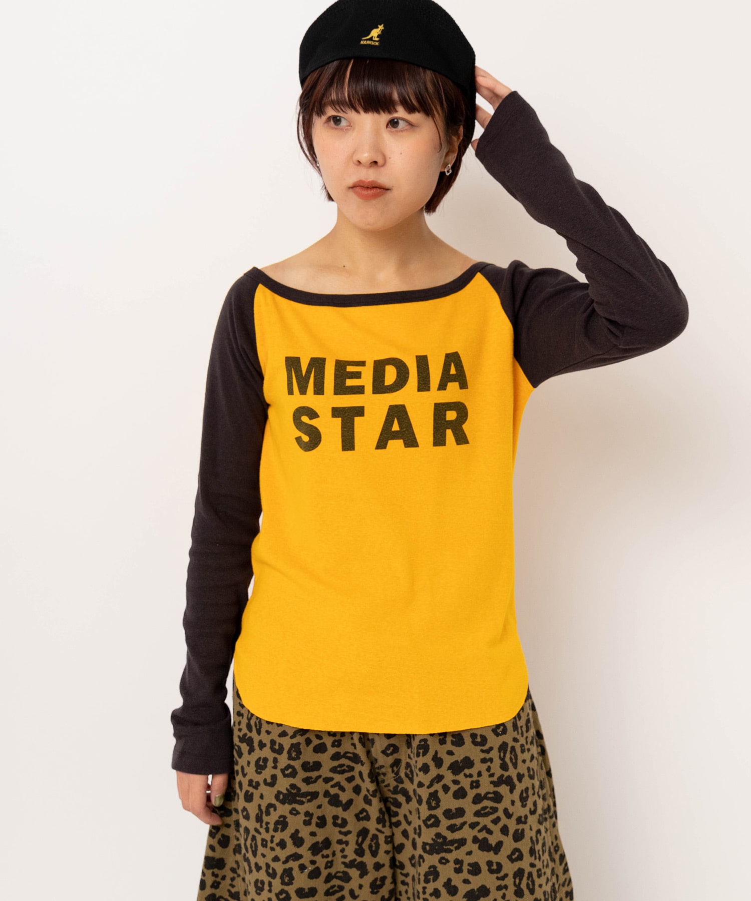 マスタード/ブラック