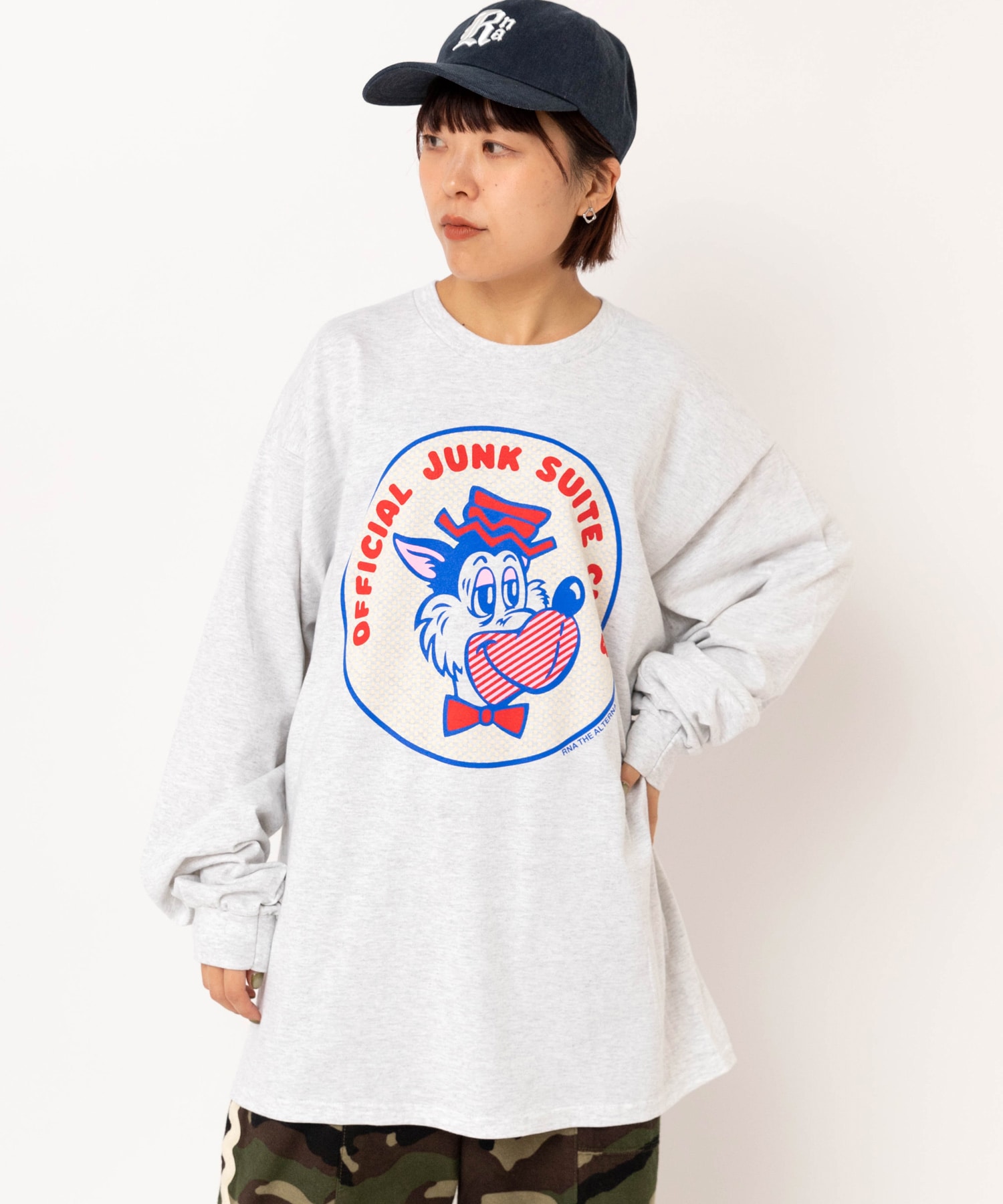 アッシュグレー