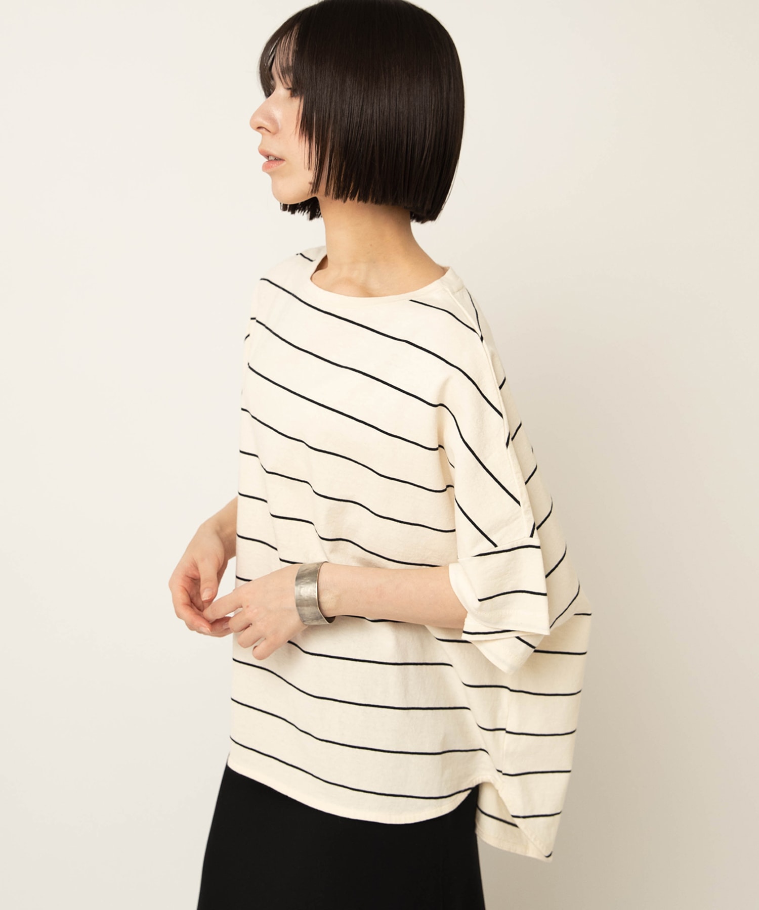 キナリ/ブラック