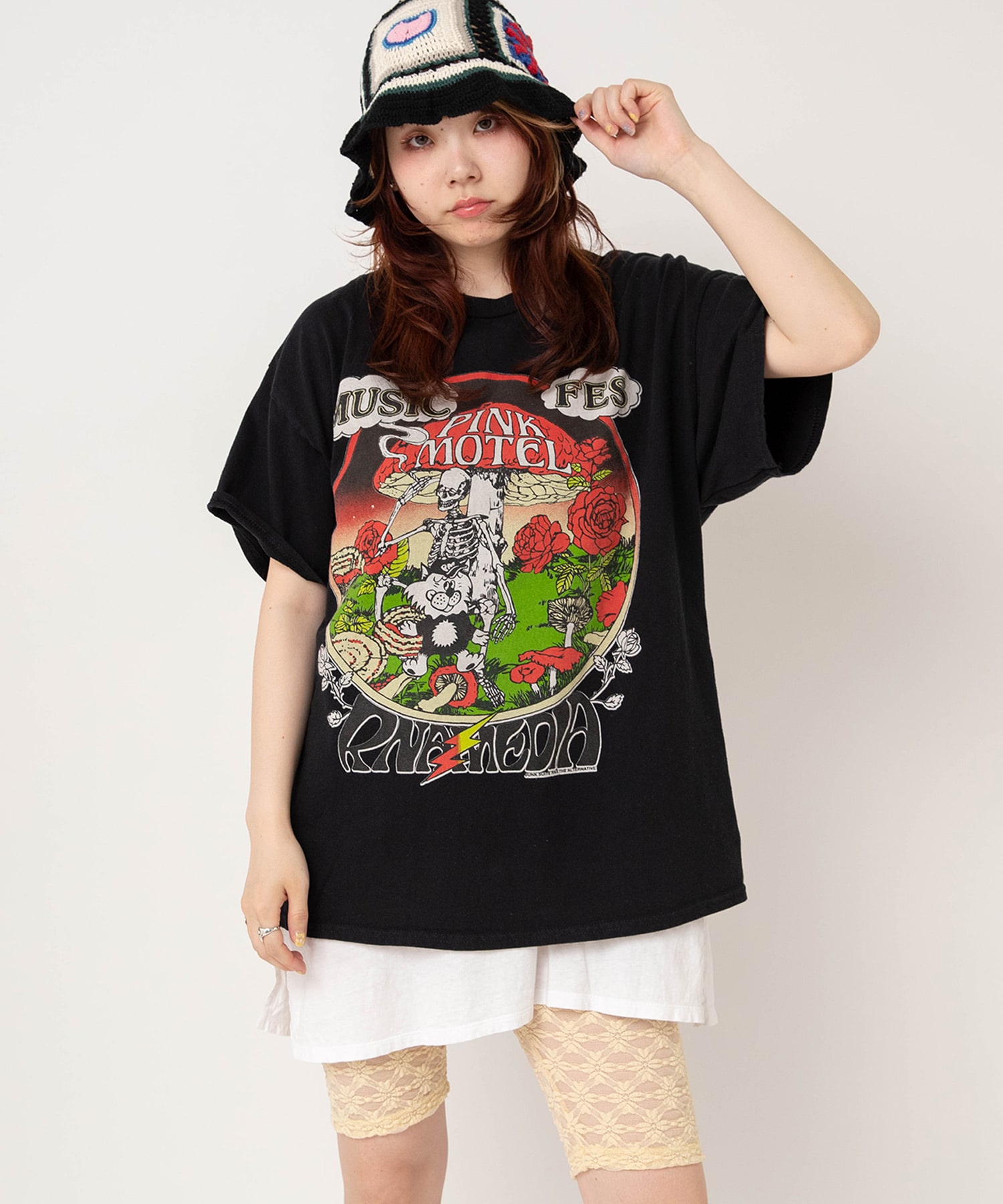 ブラック