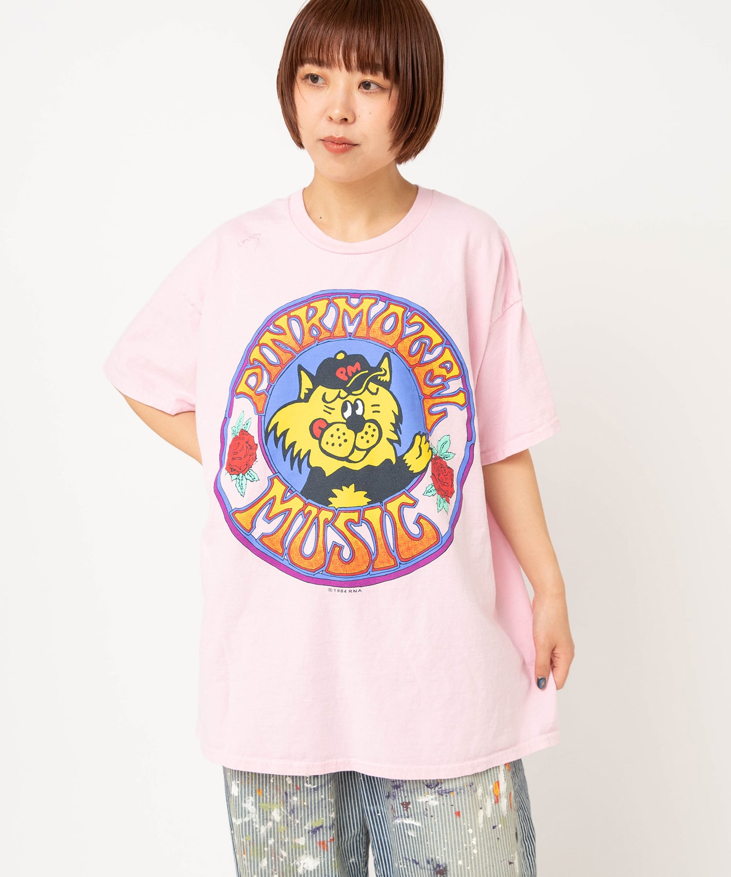 ピンク