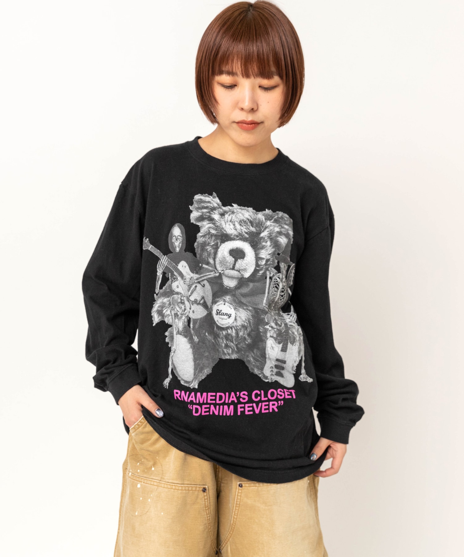 ブラック