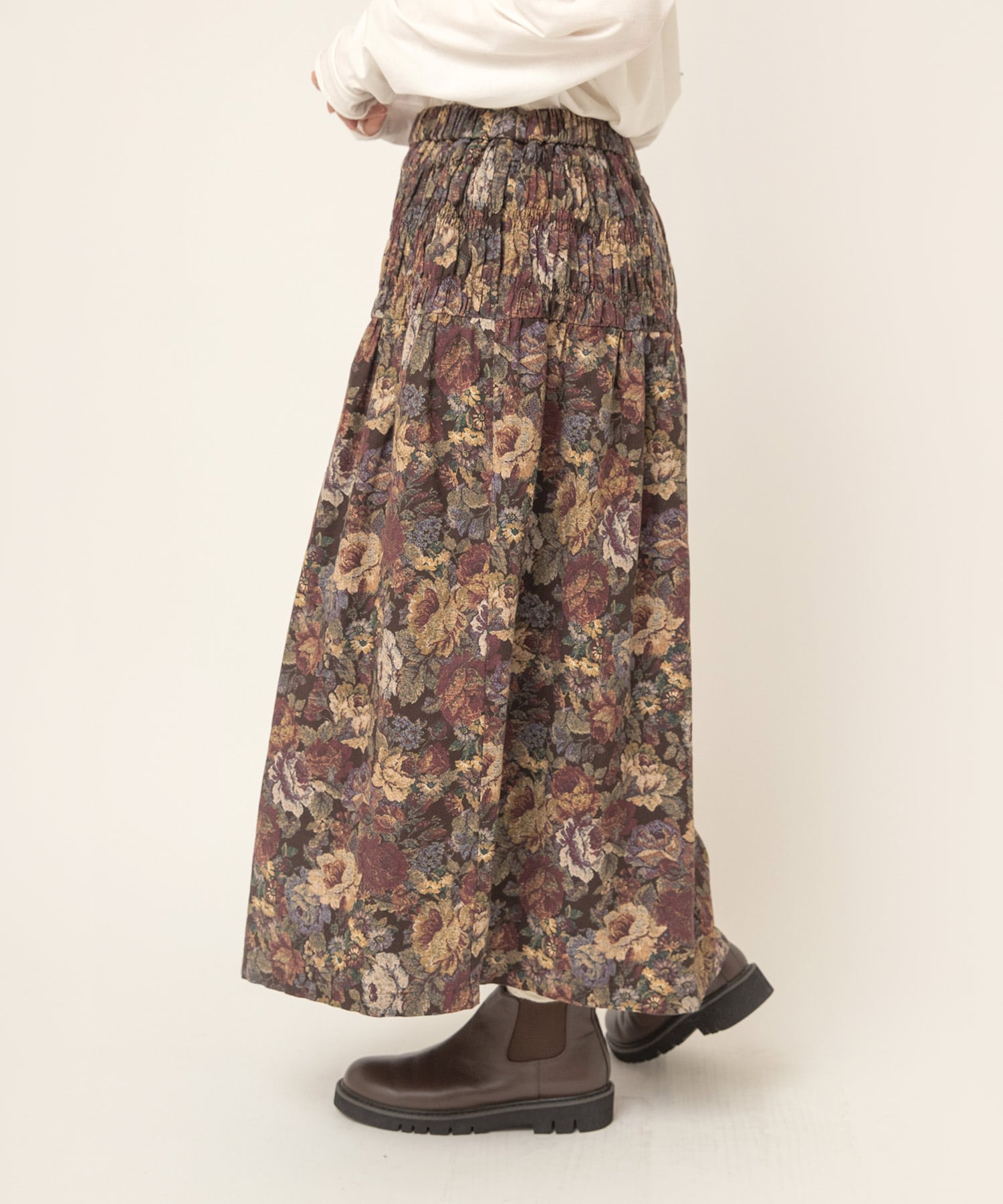 ブラウン