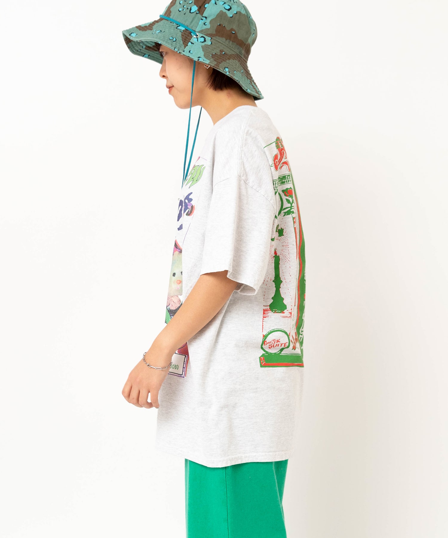 アッシュグレー