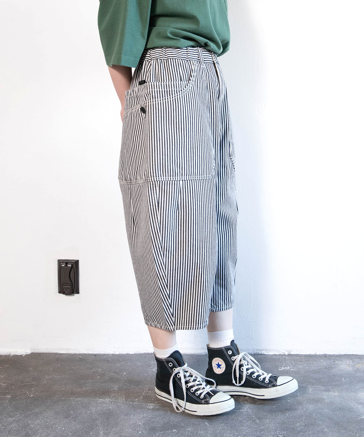 白/黒ヒッコリー