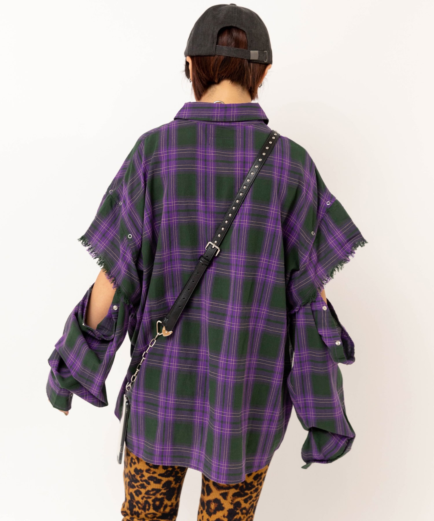 パープル/チャコール