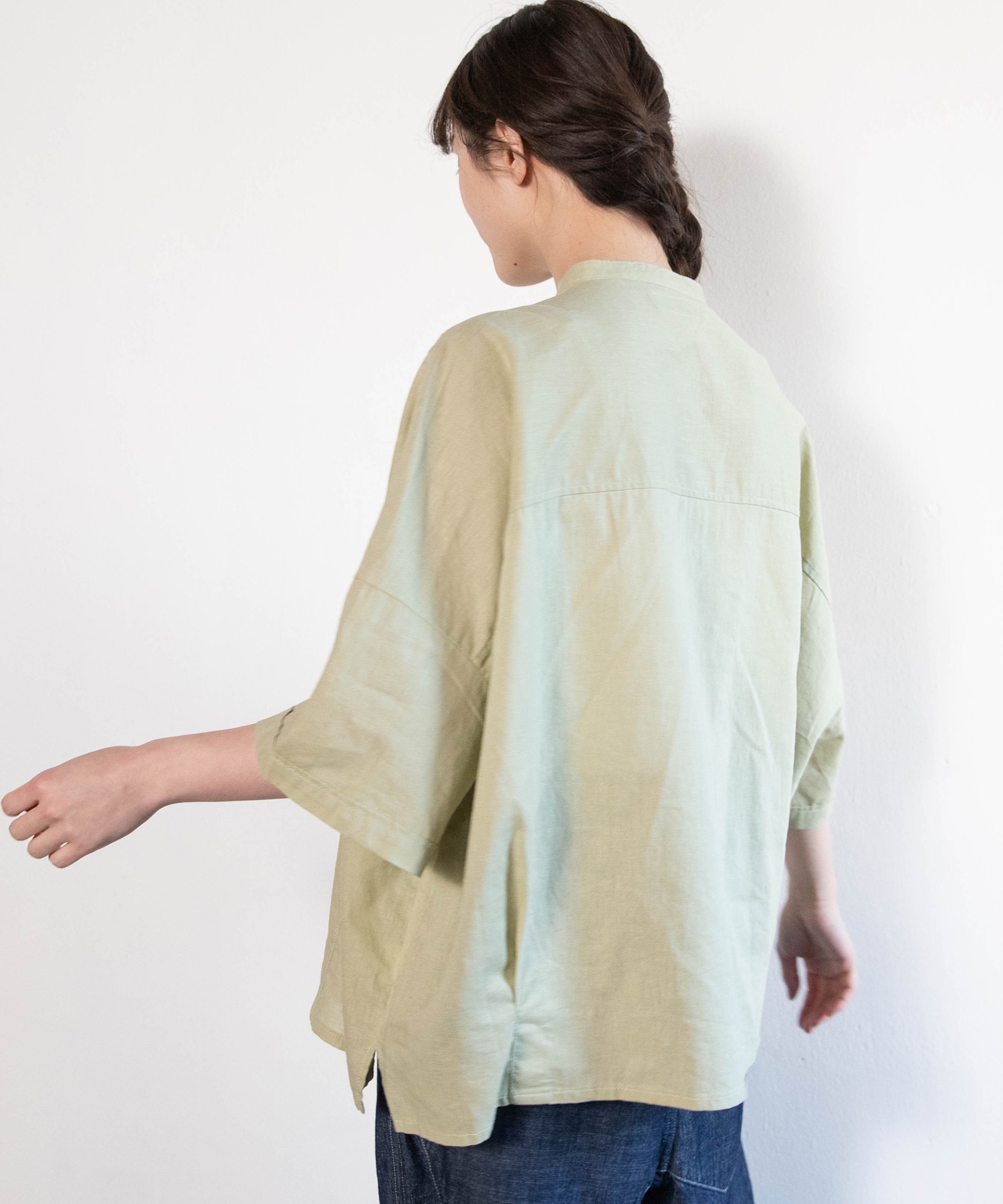 ダスティグリーン