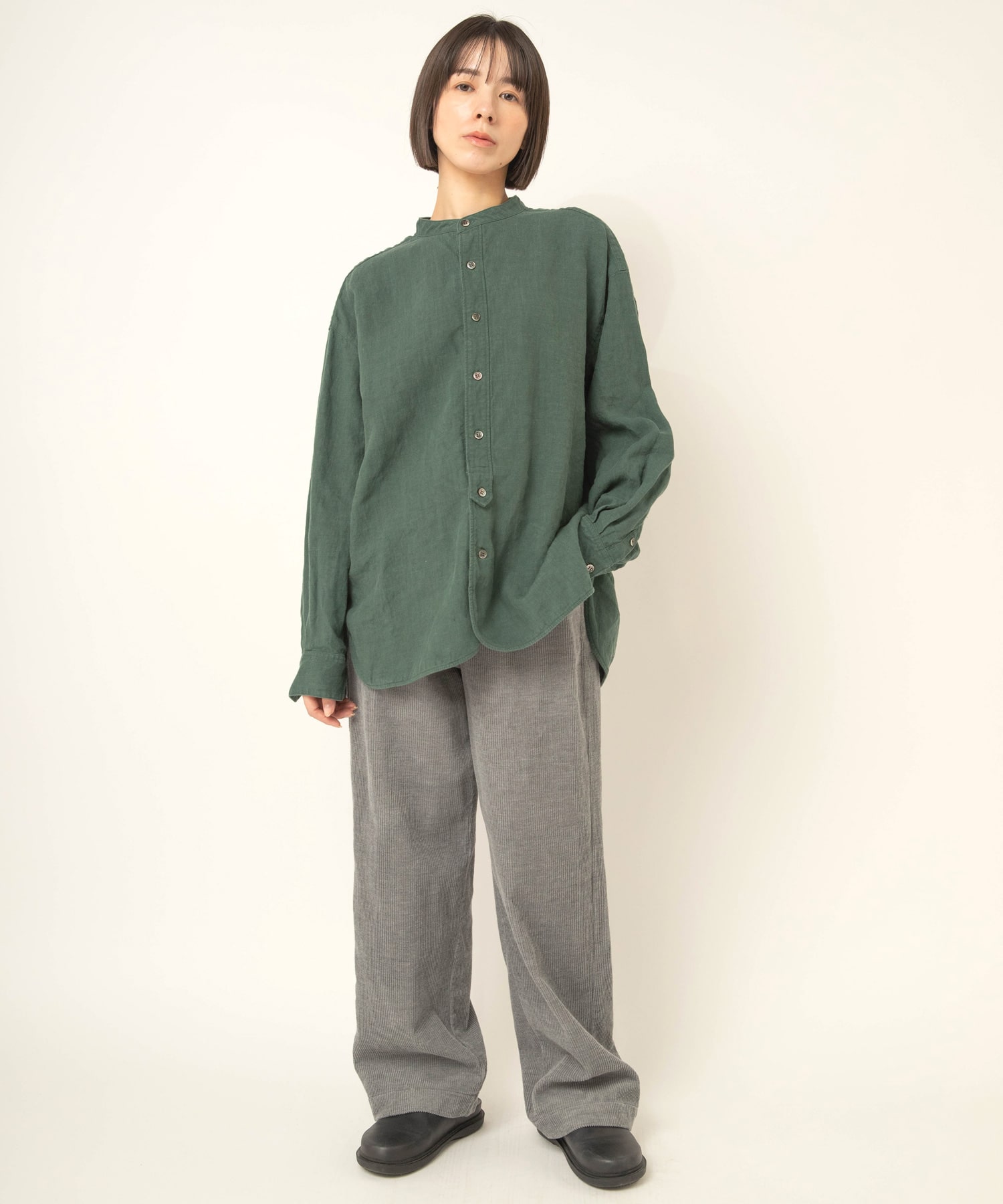 グリーン