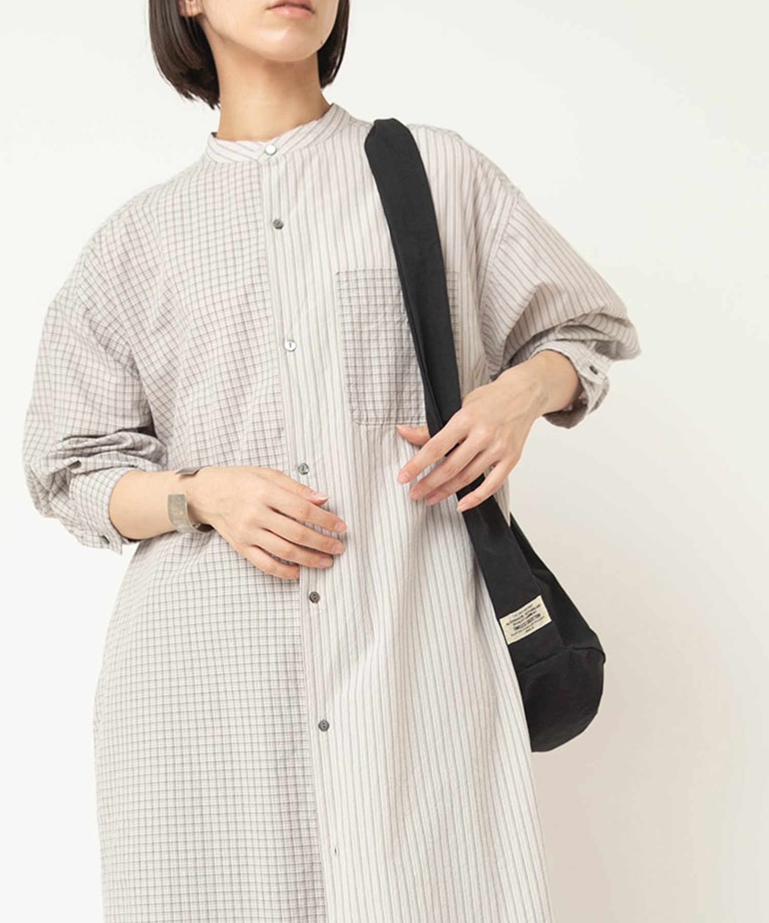 ライトブラウン