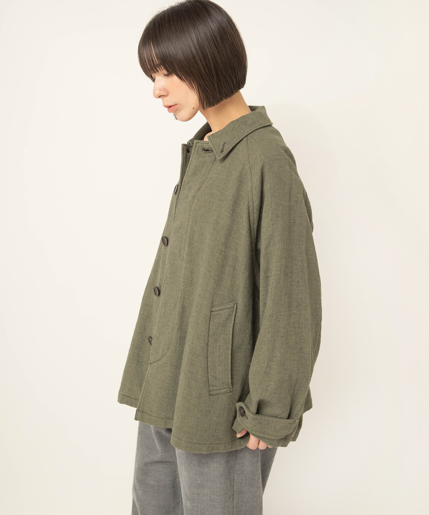 グリーン