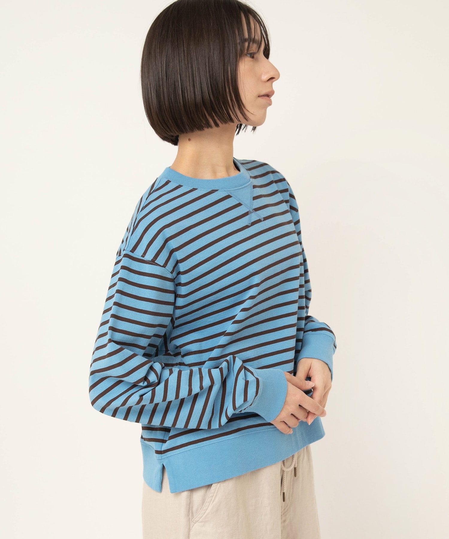 ブルー/ブラウン