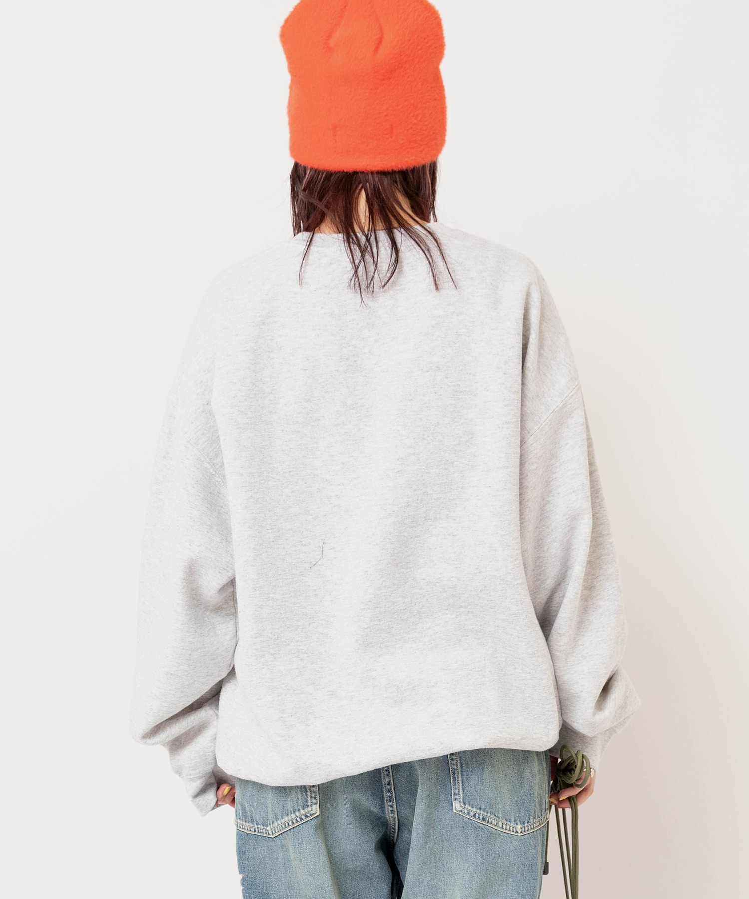 アッシュグレー