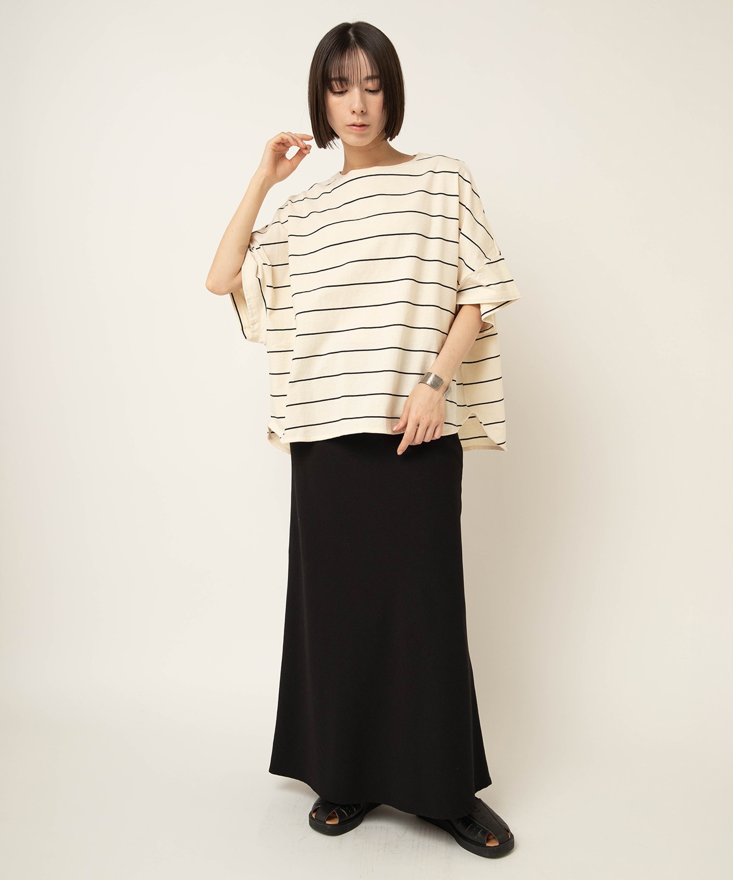 キナリ/ブラック