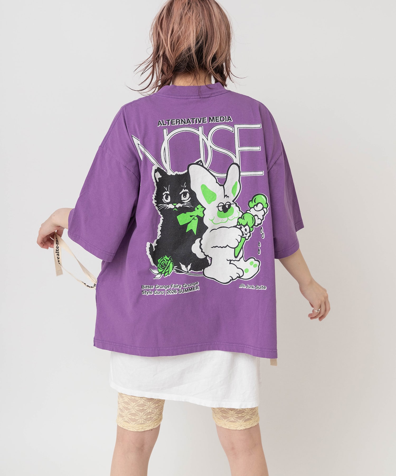 クリームイエロー