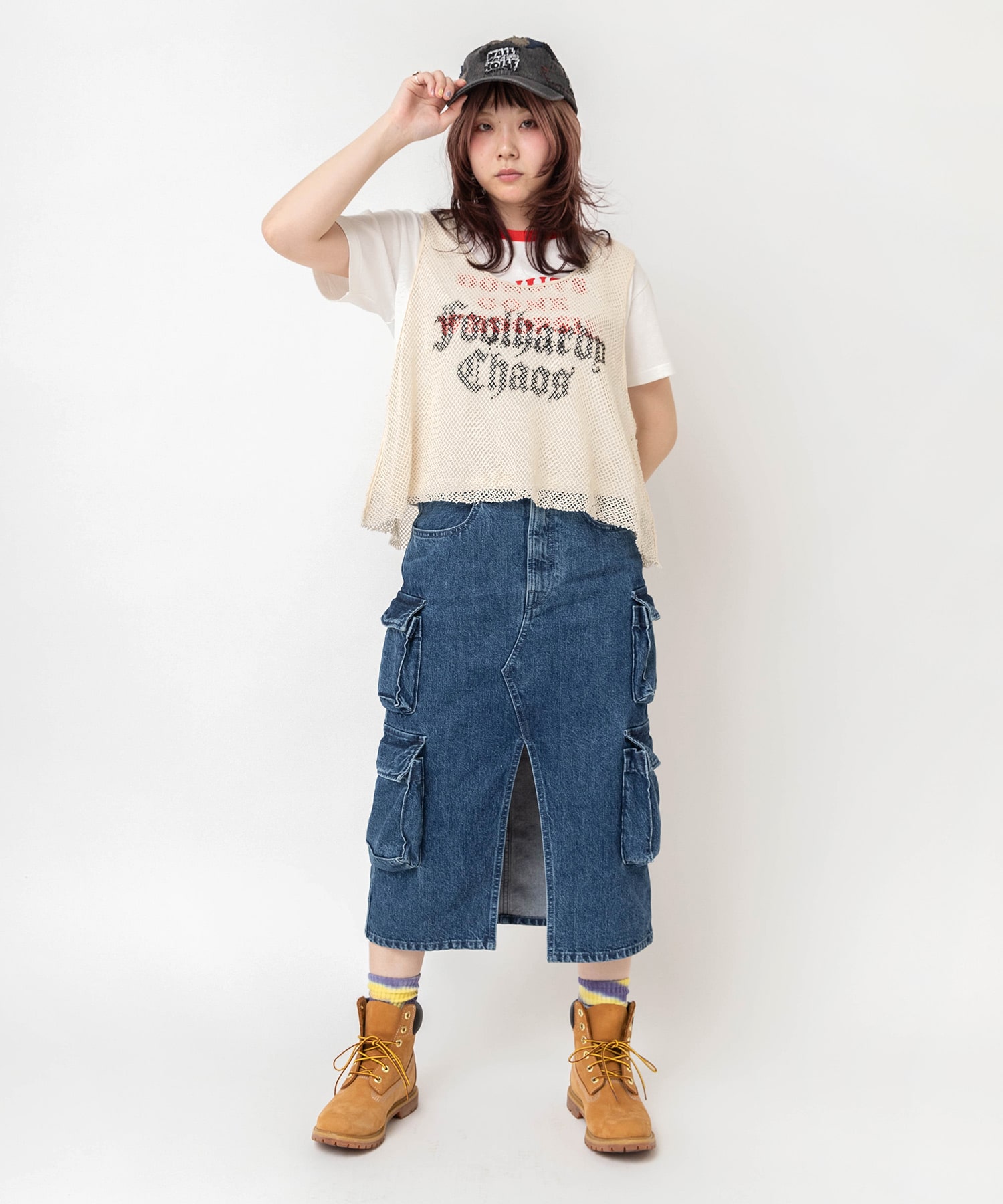 ライトベージュ