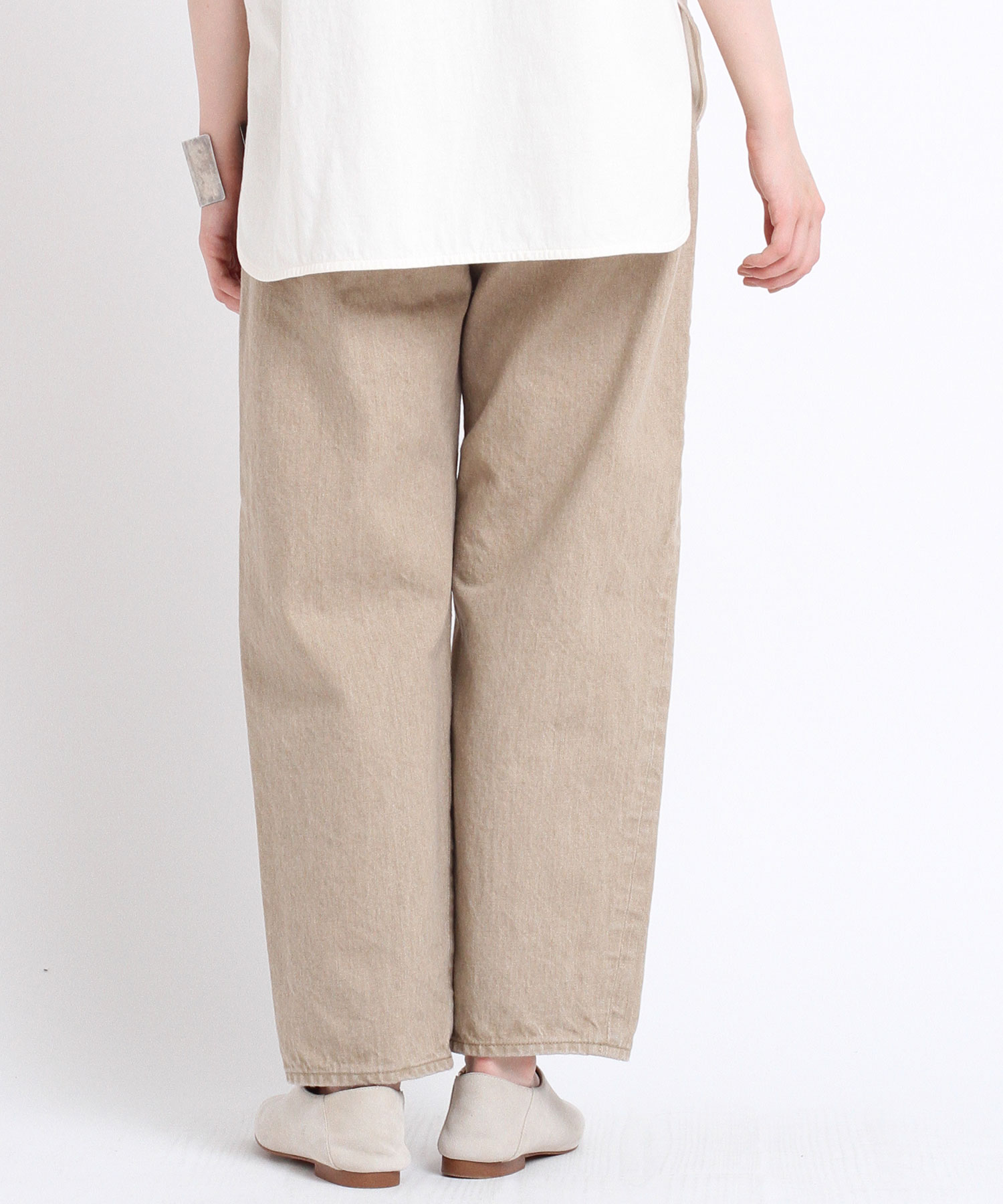 D&G ベージュ スエード ストレートパンツ レディース ストレートパンツ(ベージュ系)通販 - セシール (cecile)