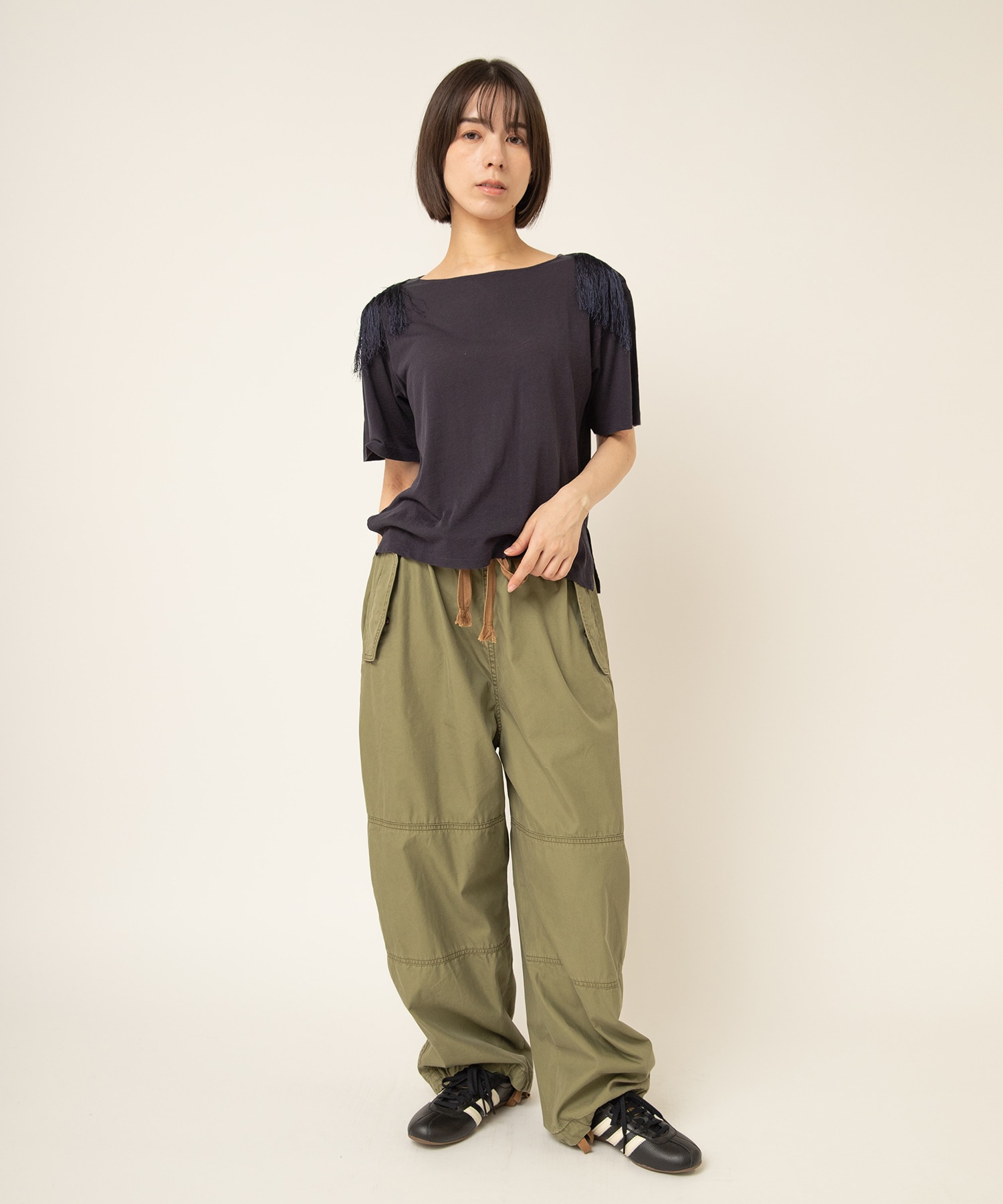 ライトグリーン