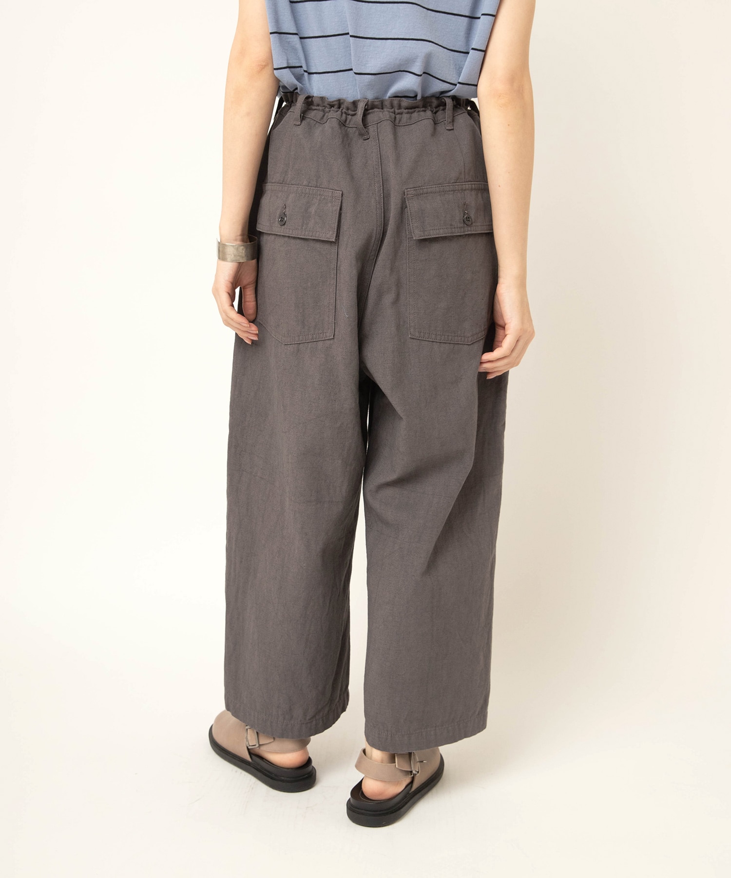 パープルグレー