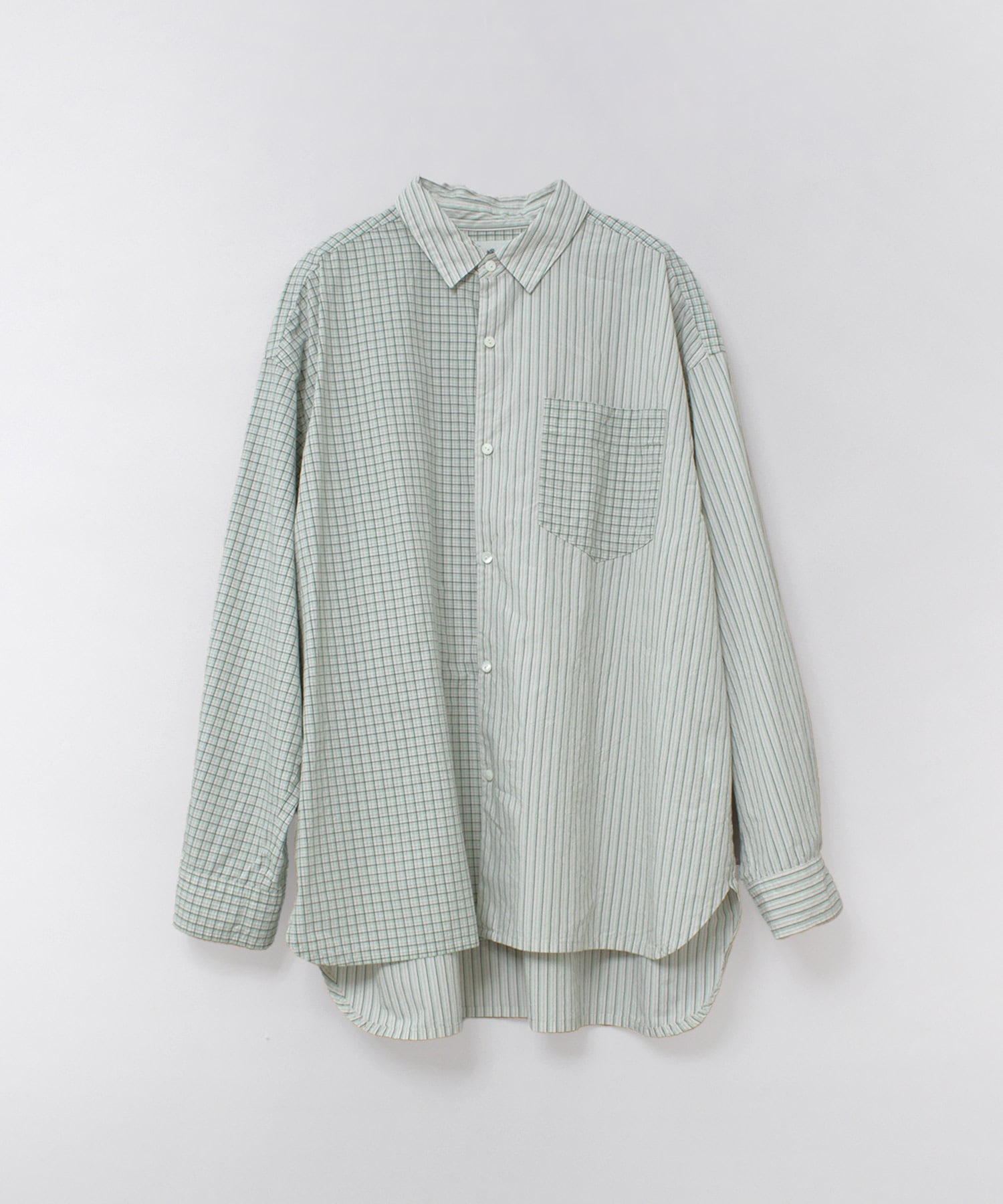 ライトグリーン