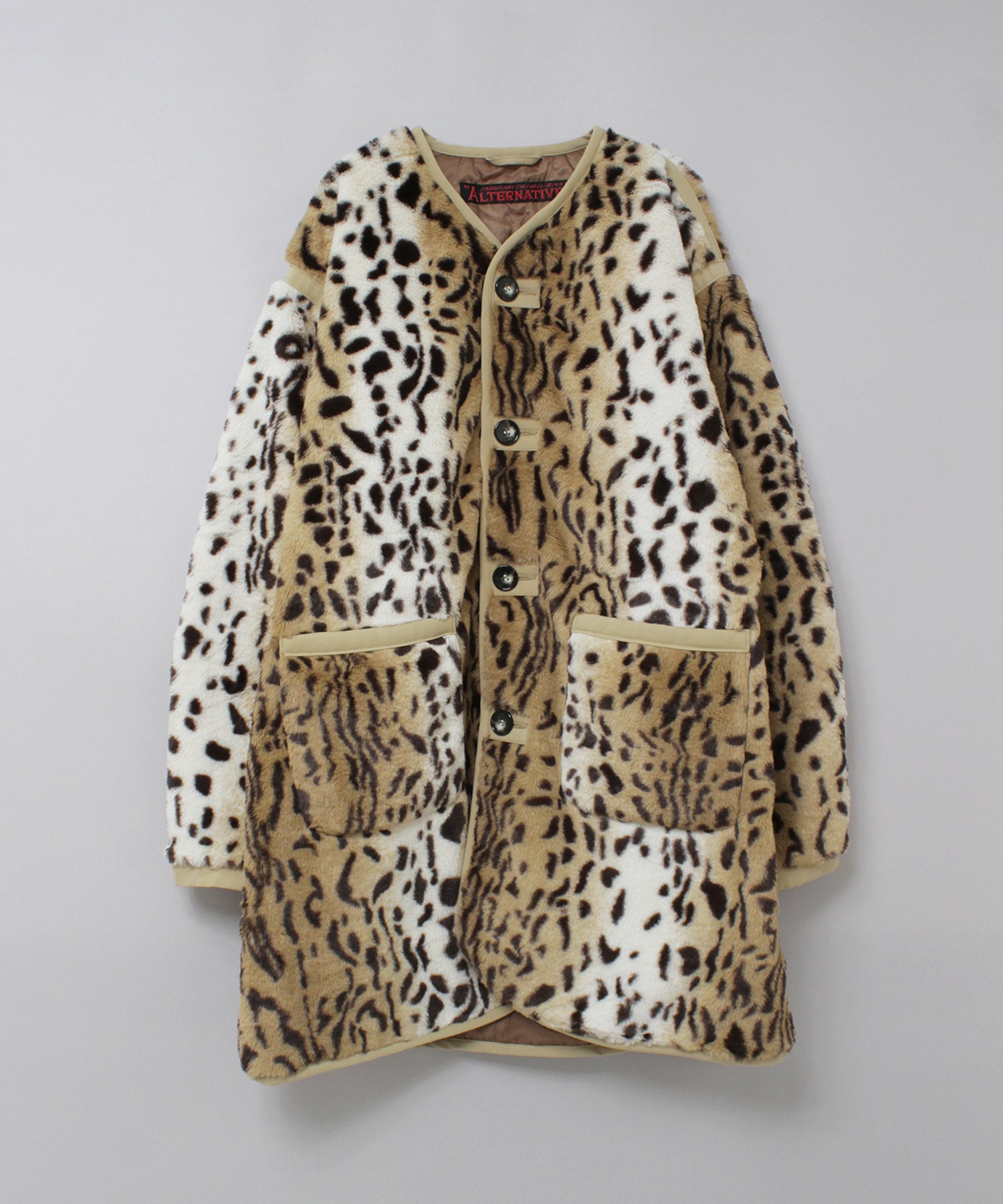 アイボリーレオパード