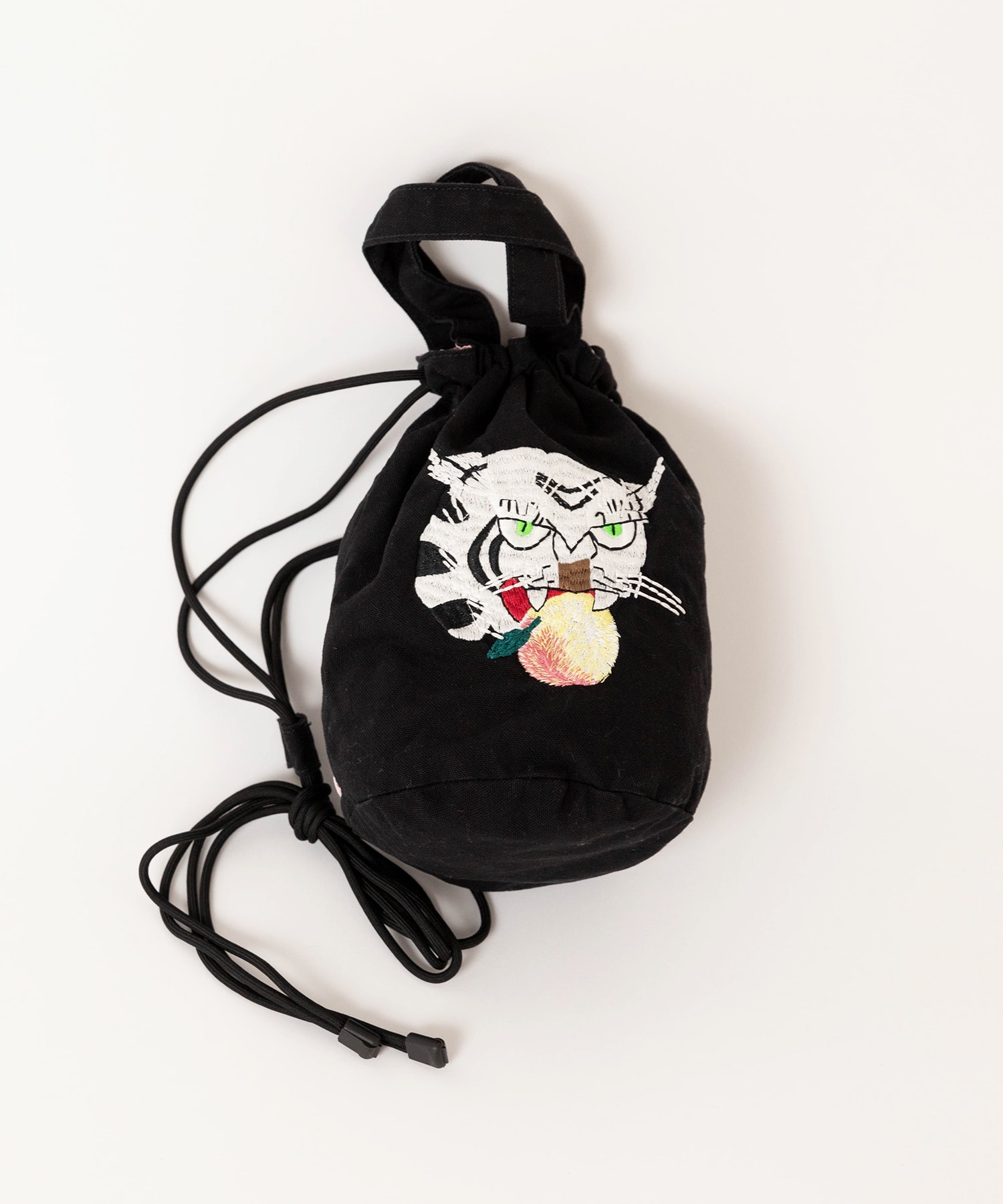 ブラック×ホワイト