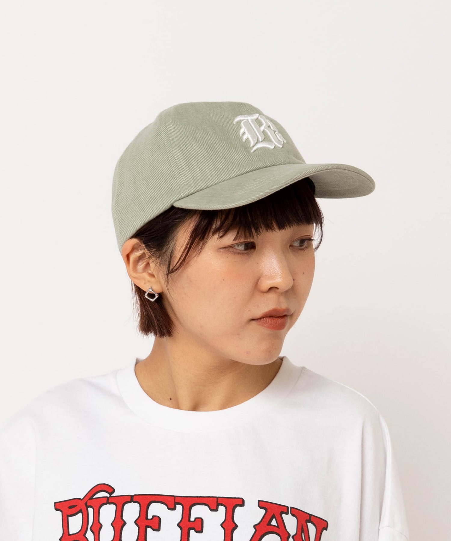 ライトグリーン