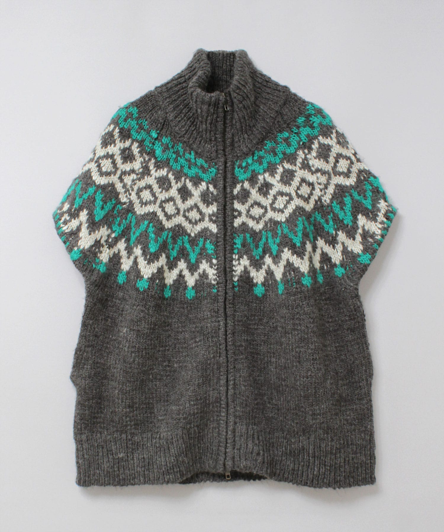 チャコールグレー