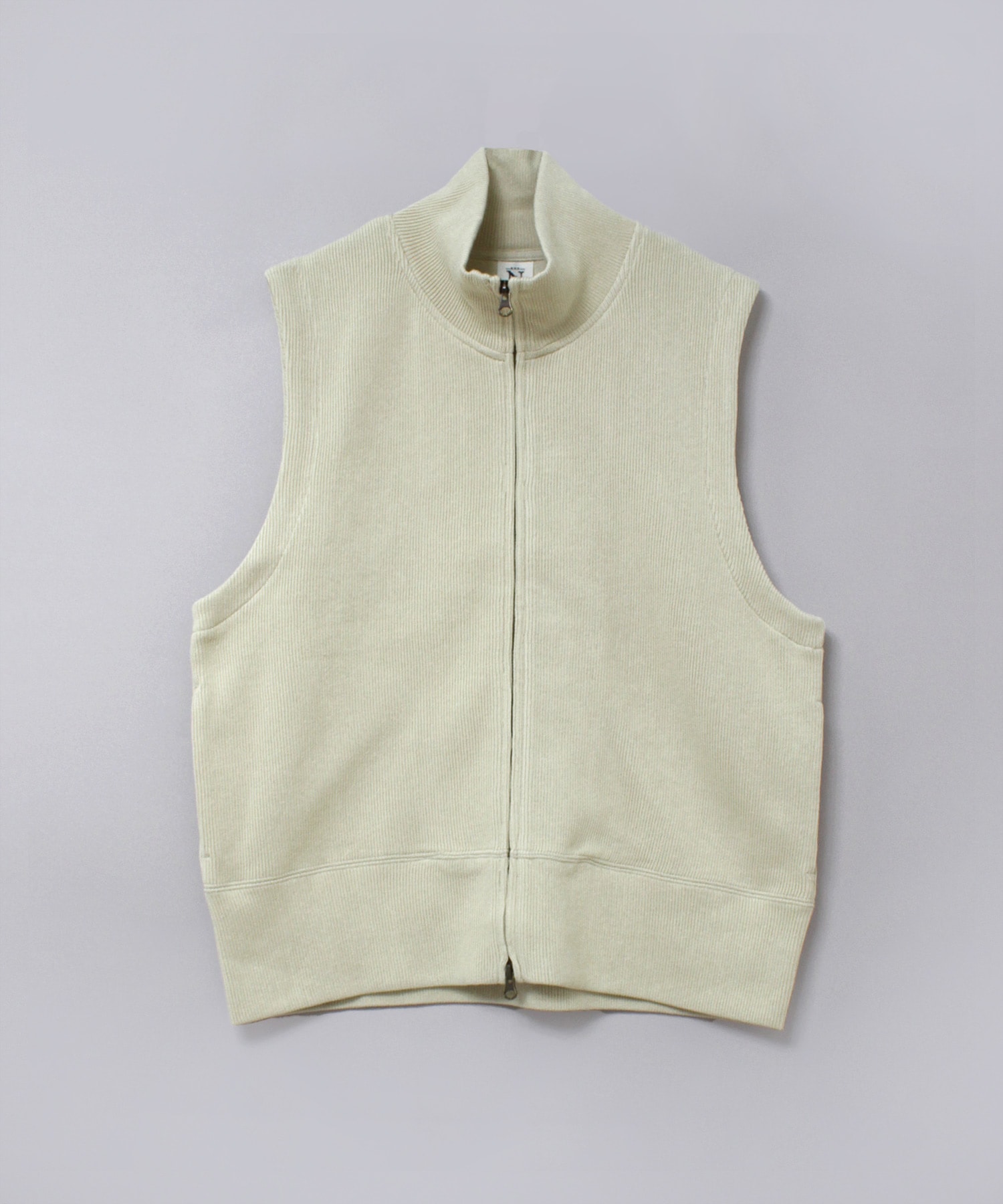 イエローベージュ