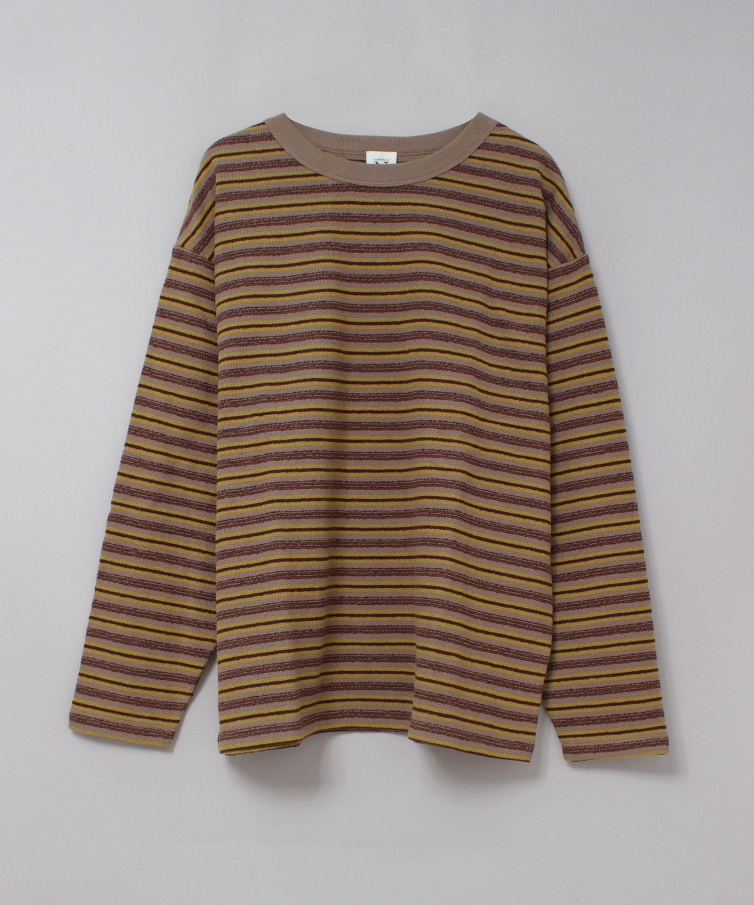 ベージュベース