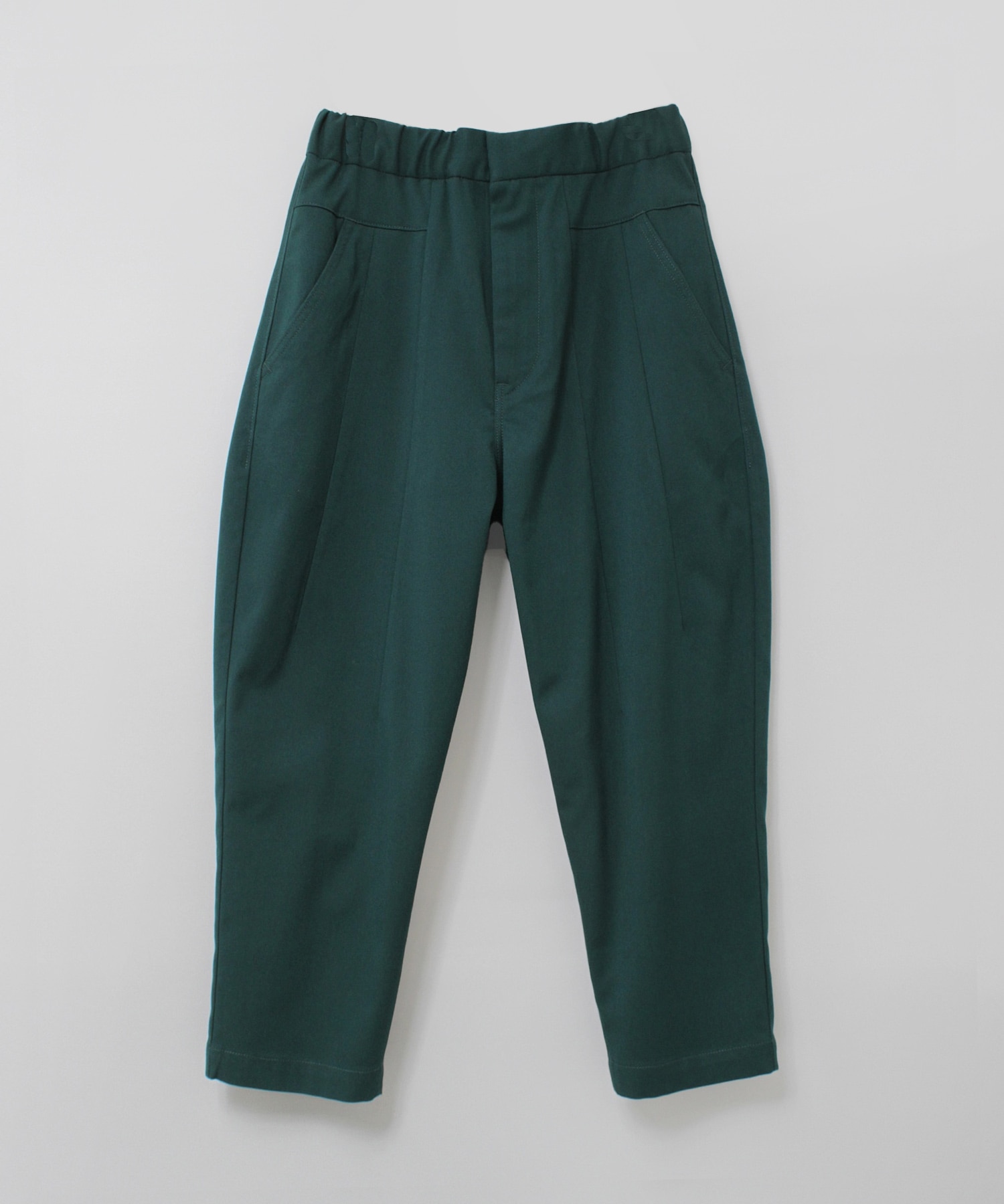 フォレストグリーン