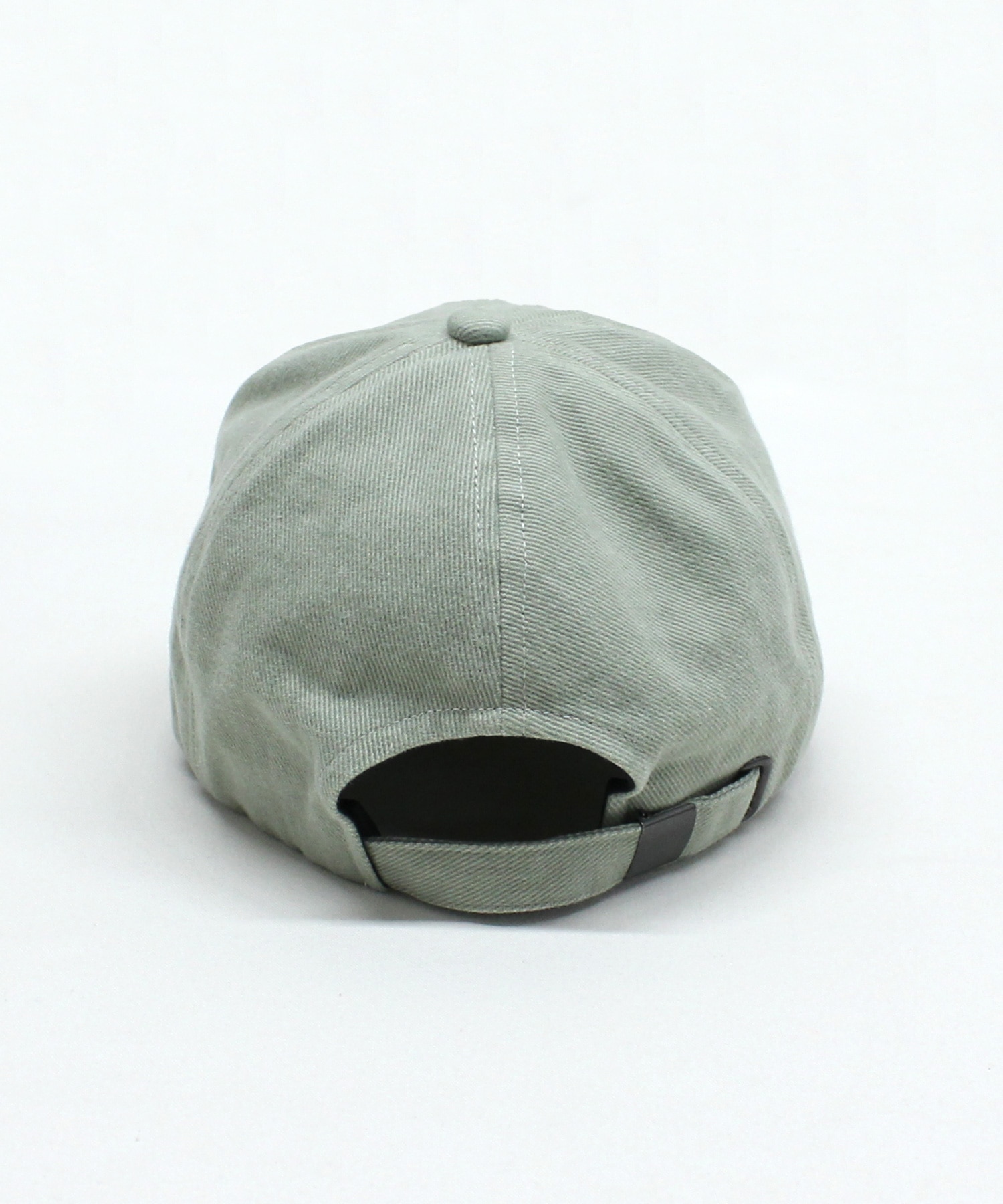 ライトグリーン