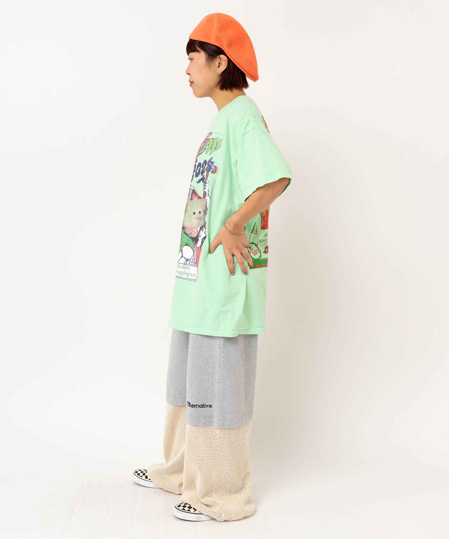 ミントグリーン