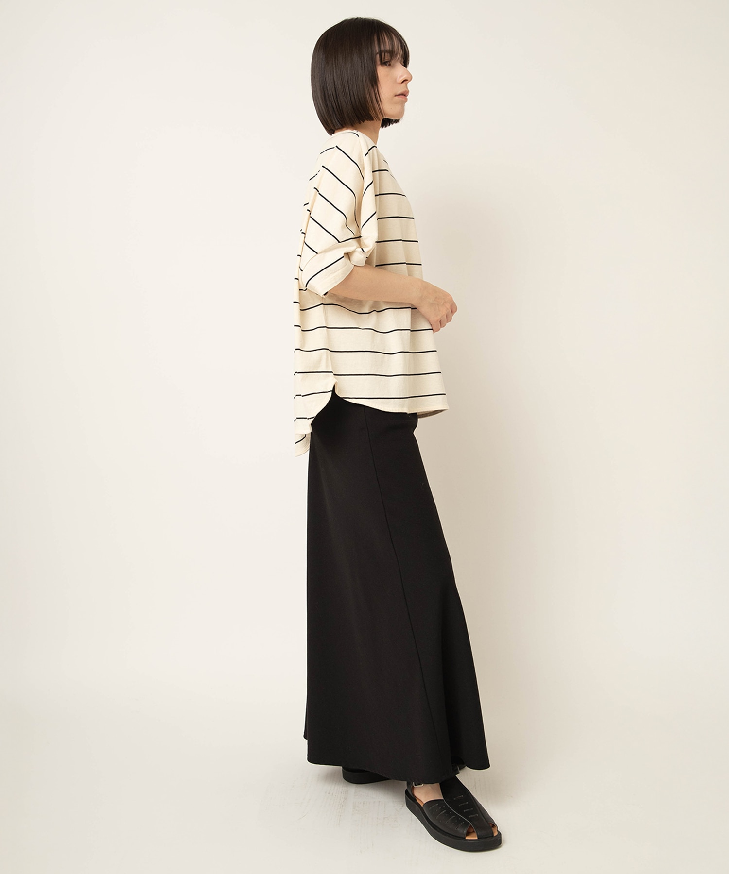 キナリ/ブラック