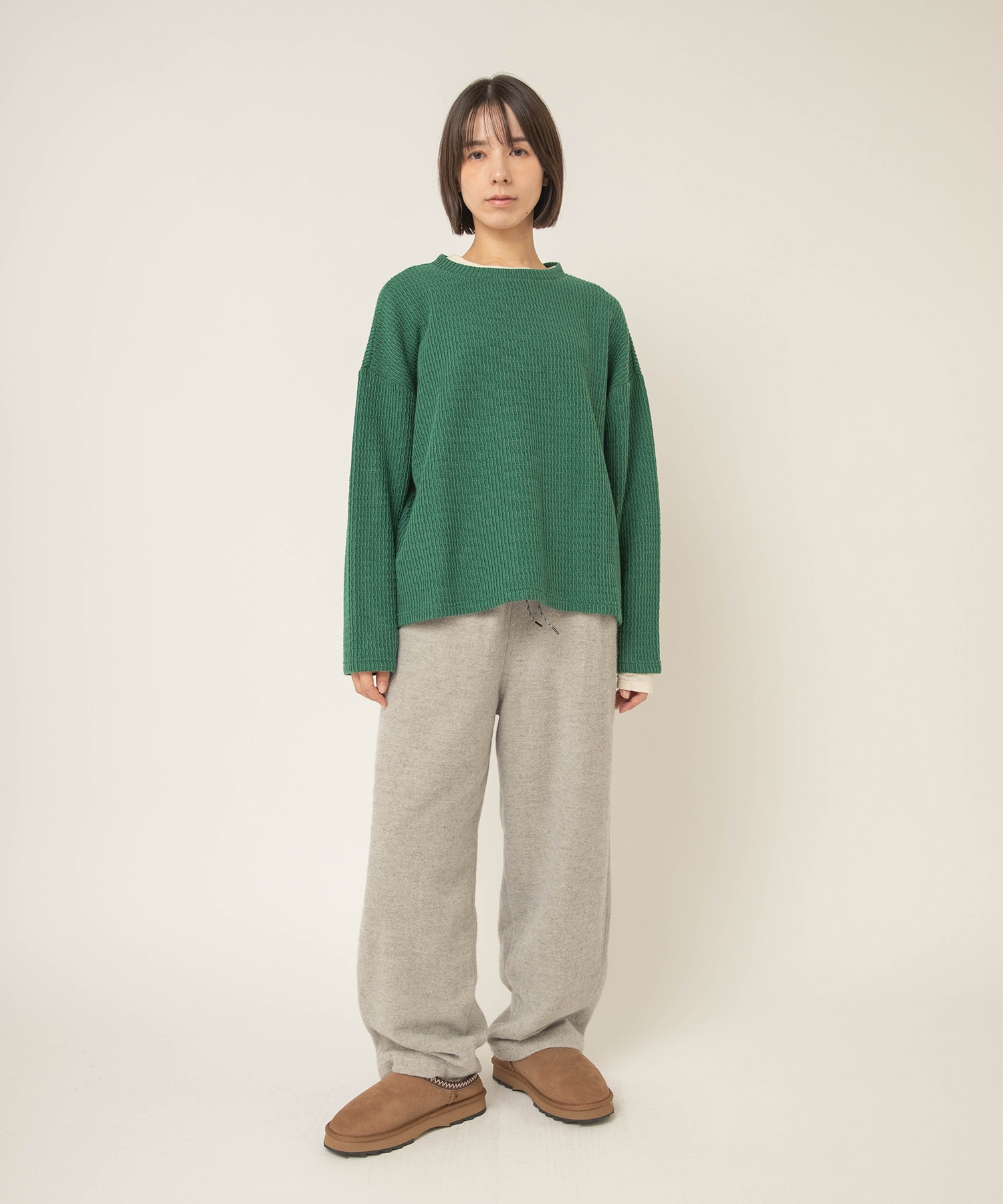 グリーン