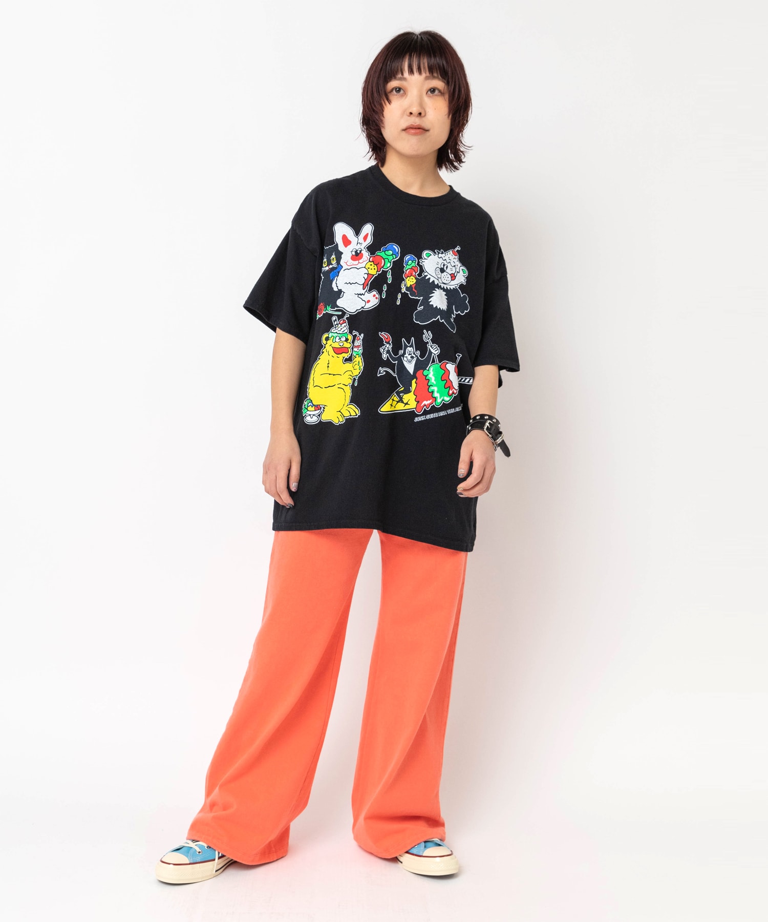 ネオンオレンジ