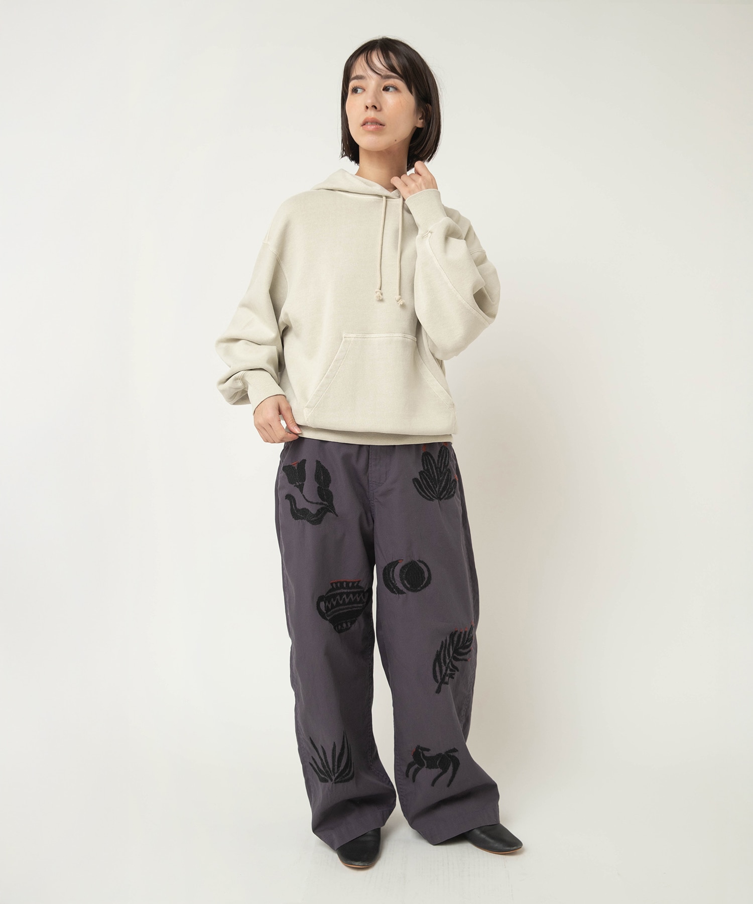 パープルグレー