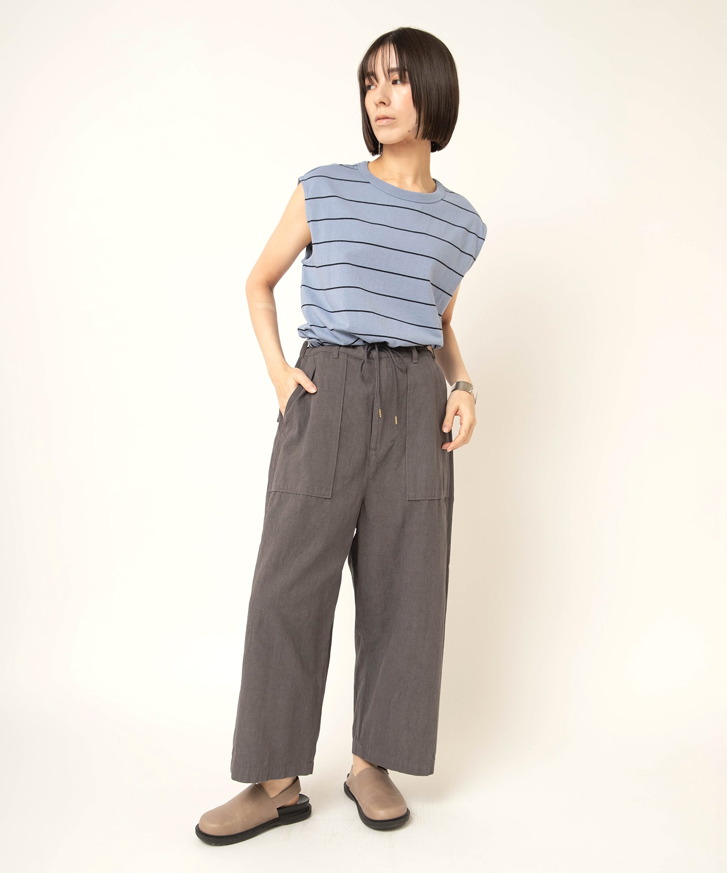 パープルグレー