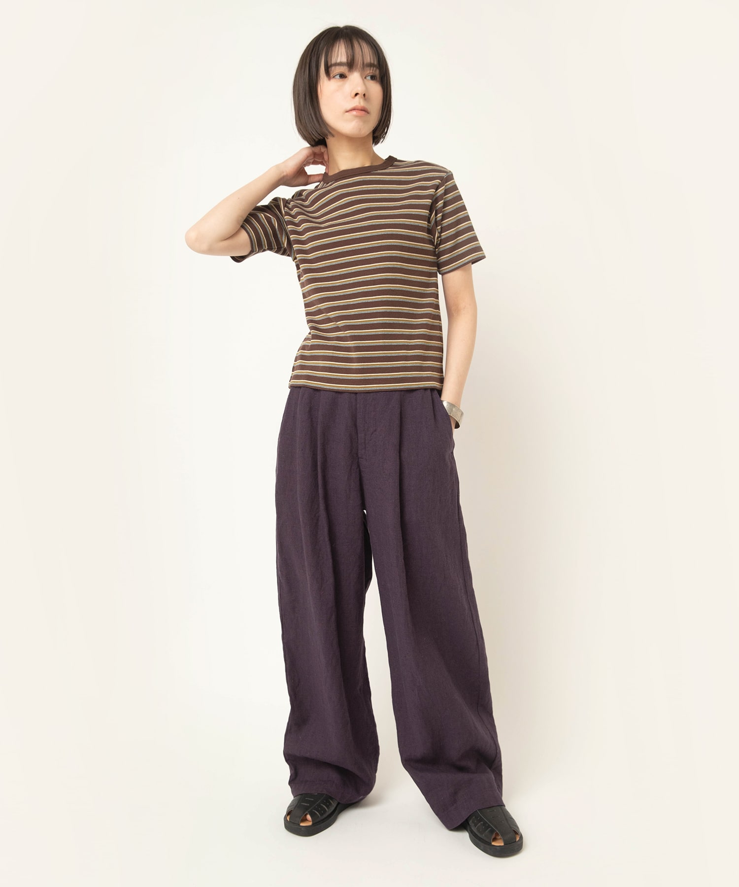 ダークパープル