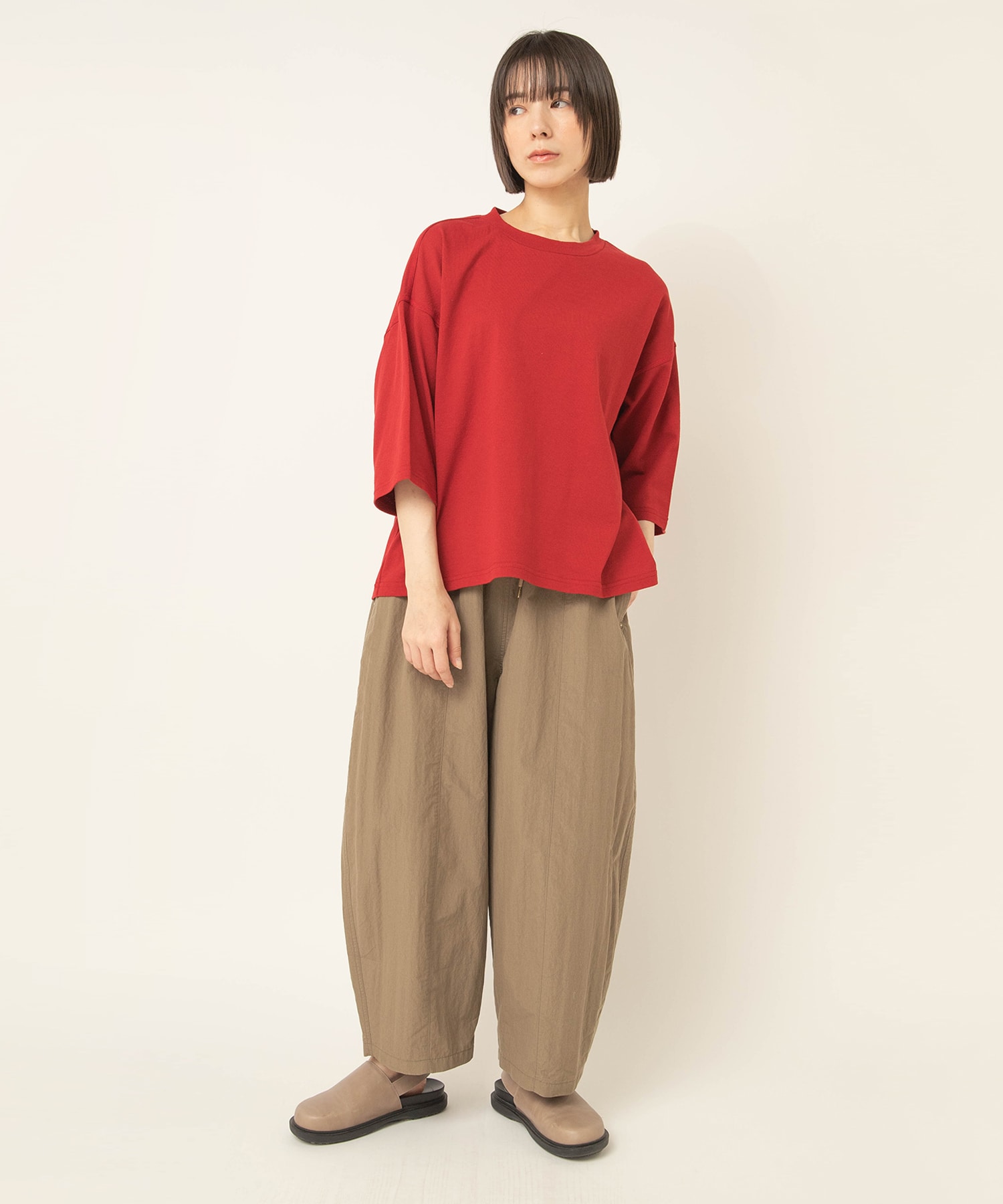 ライトブラウン