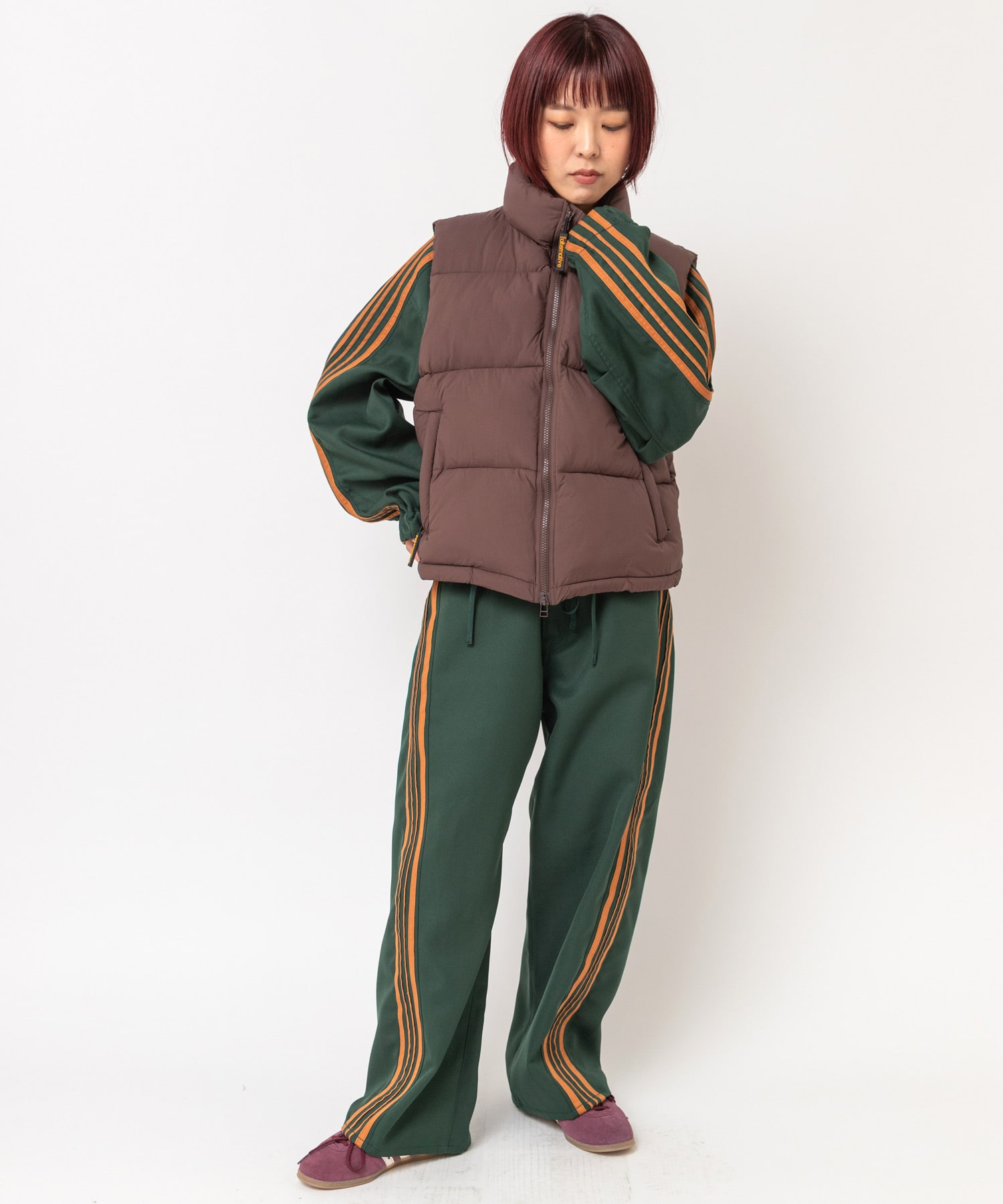 ブラウン