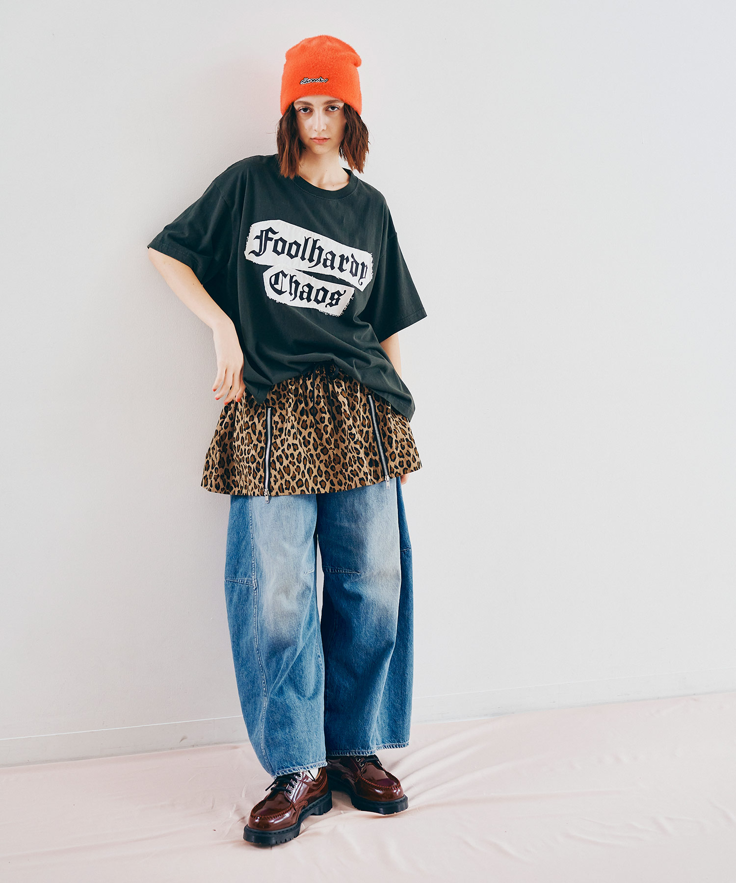 チェリーレッド