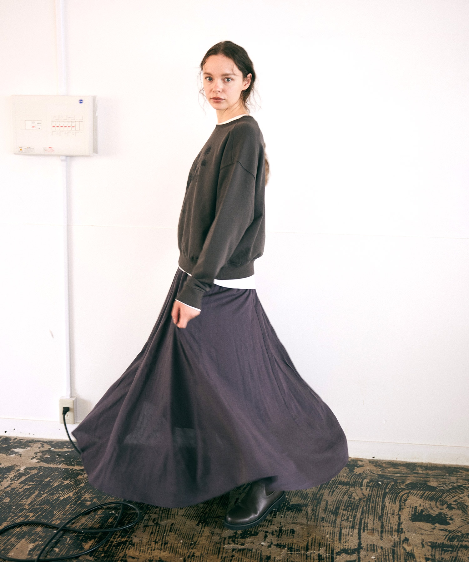 イエローベージュ