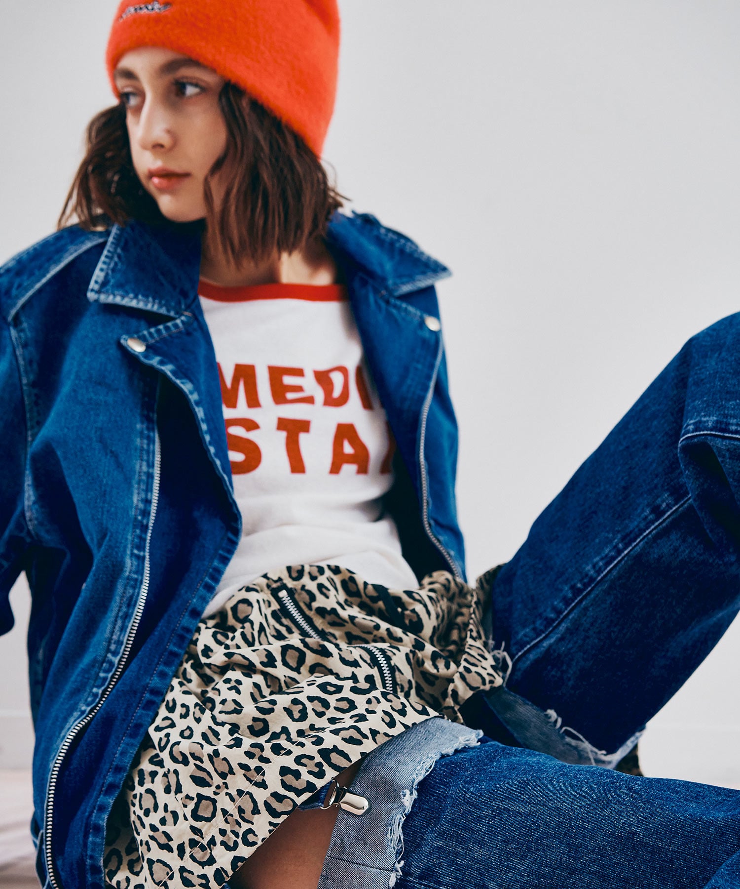 ホワイト/ブラック