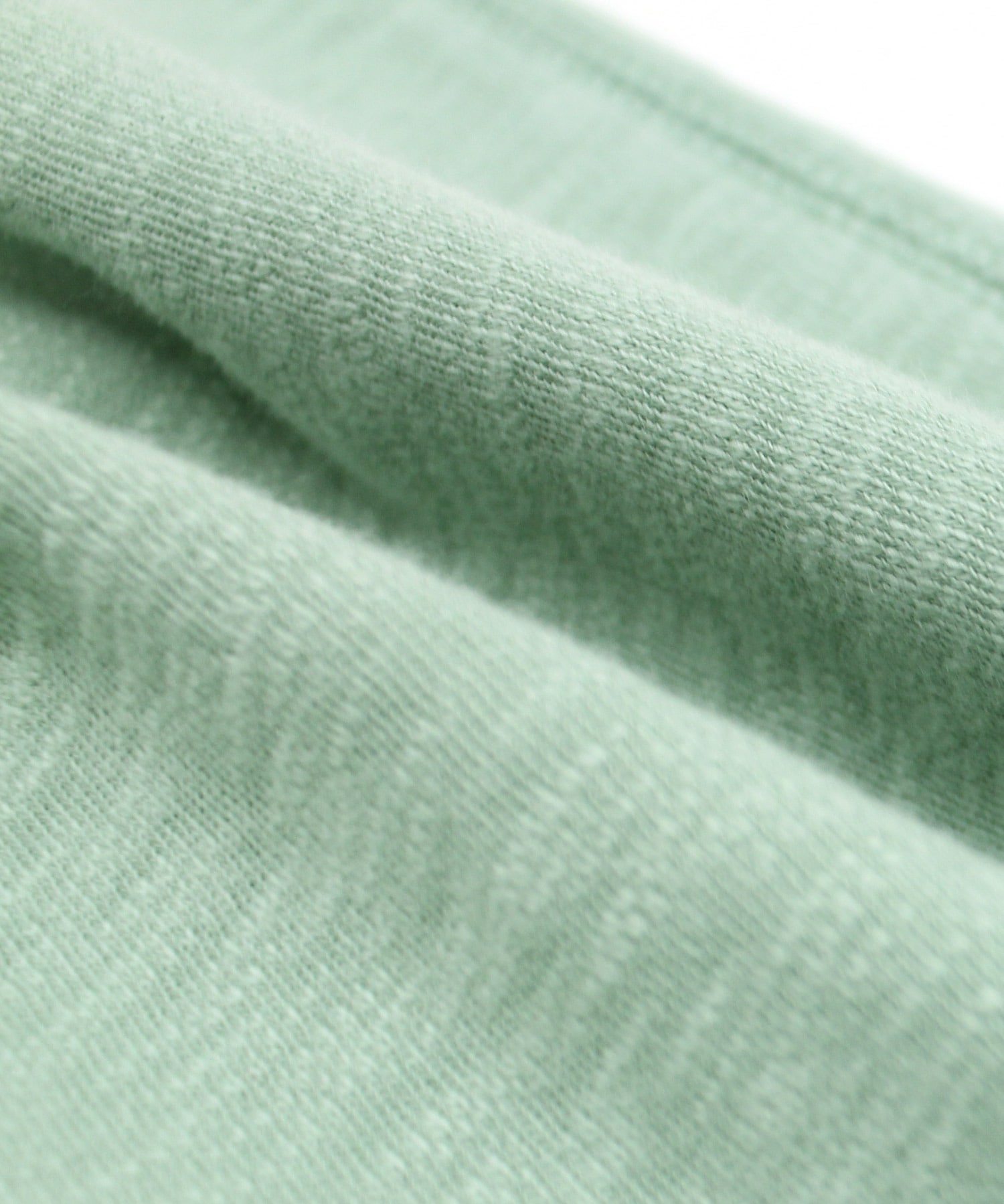 ミントグリーン